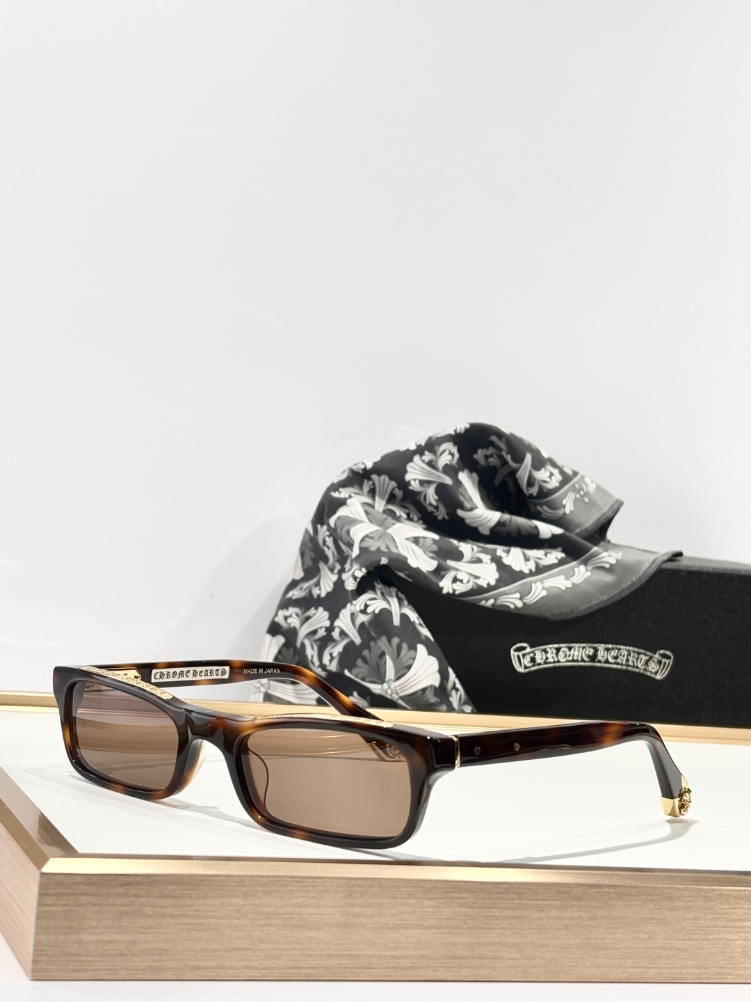 Chrome HeatsMod：KEEPERSize：55-21-142手工打磨抛光立体logo彰显品质