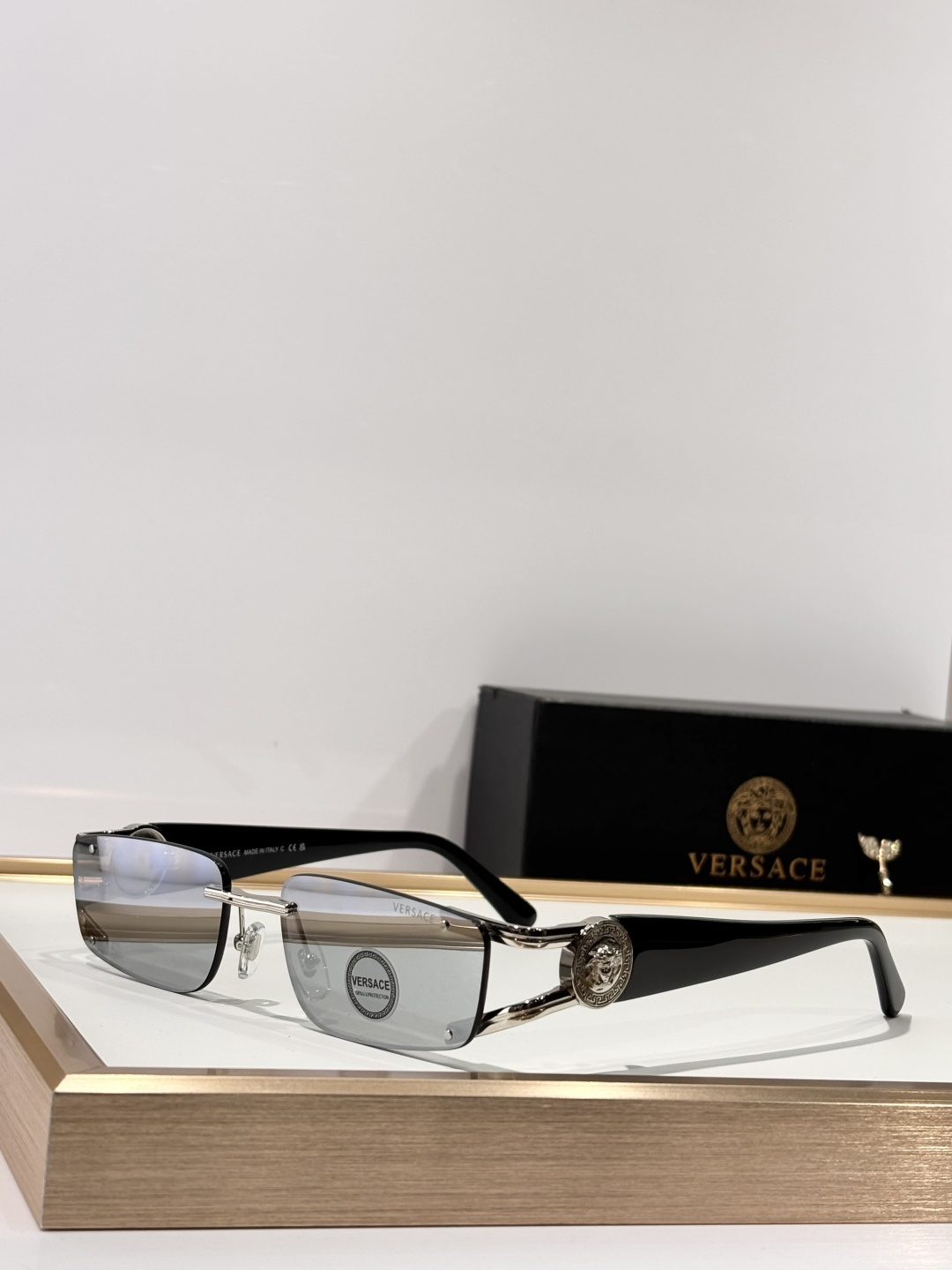 VERSAC*MODEL：VE2291SIZE：59口13-115