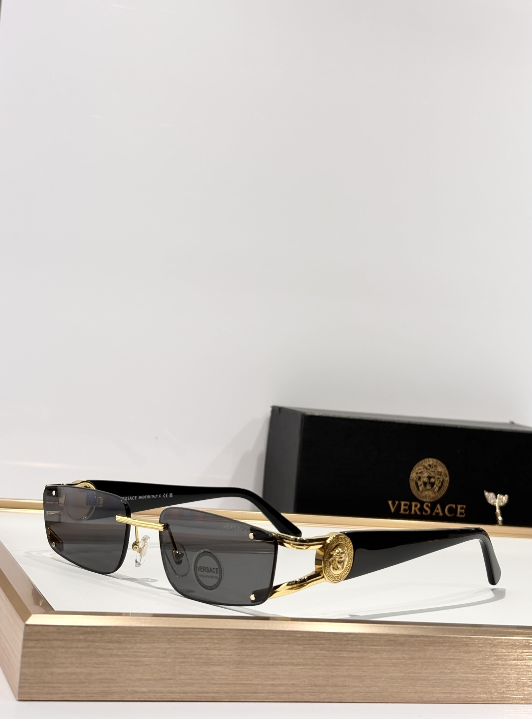 VERSAC*MODEL：VE2291SIZE：59口13-115