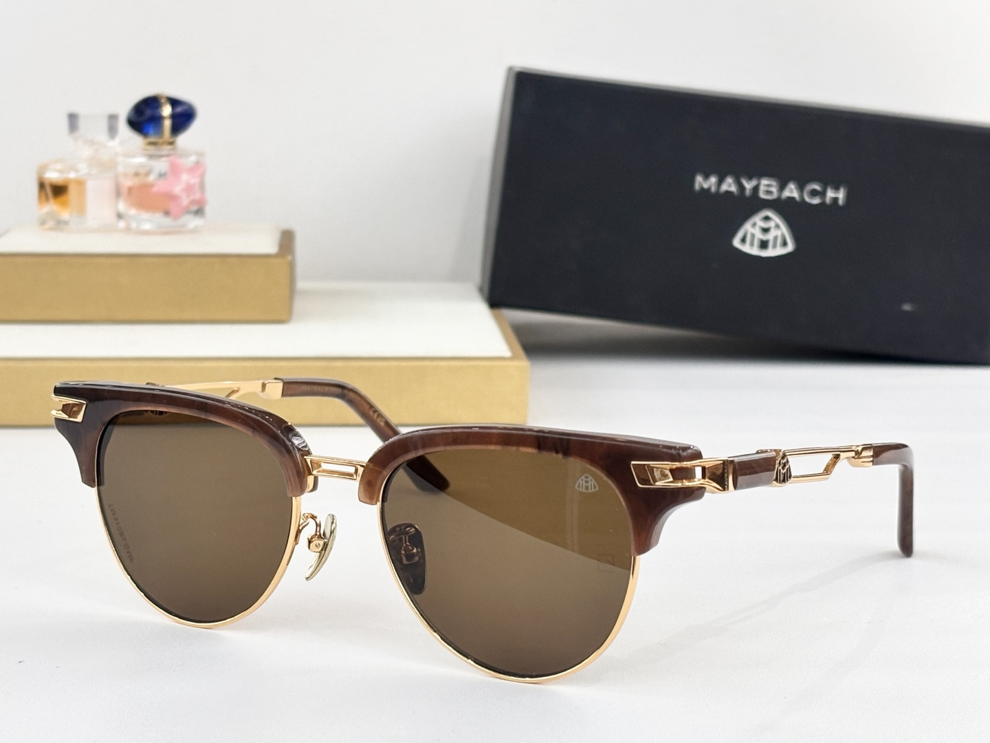 MAYBACHMOD:Z121SIZE：52-19-143