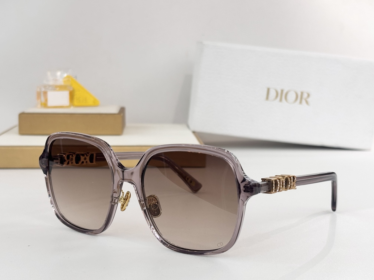 DIORMOD：DiorTreasureS1FSize：56口18 145