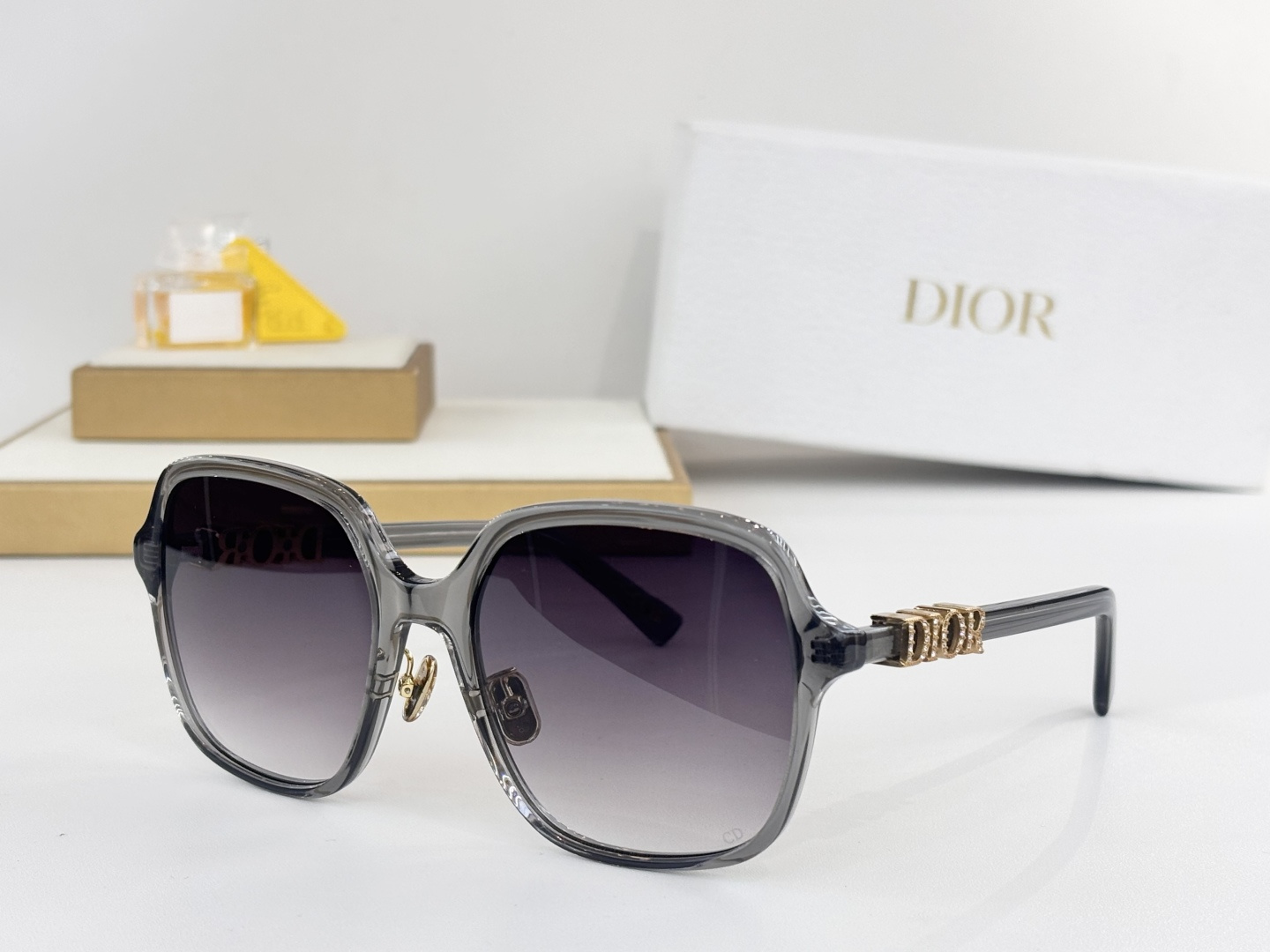 DIORMOD：DiorTreasureS1FSize：56口18 145