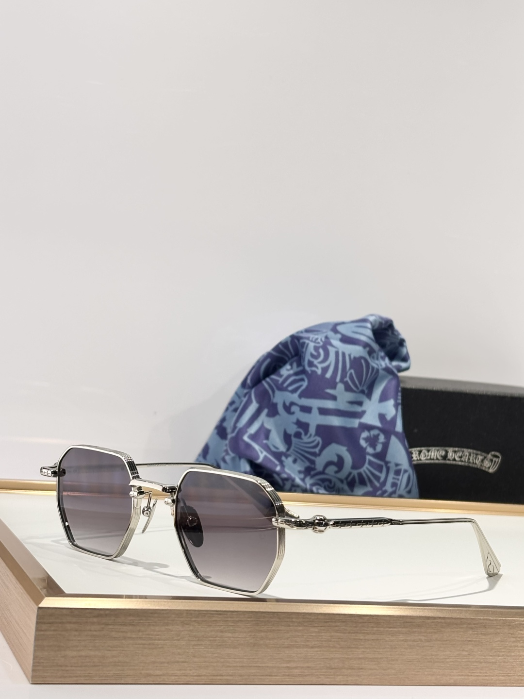 CHROME HEAR*MODEL：LUMPSIZE:48-22-148