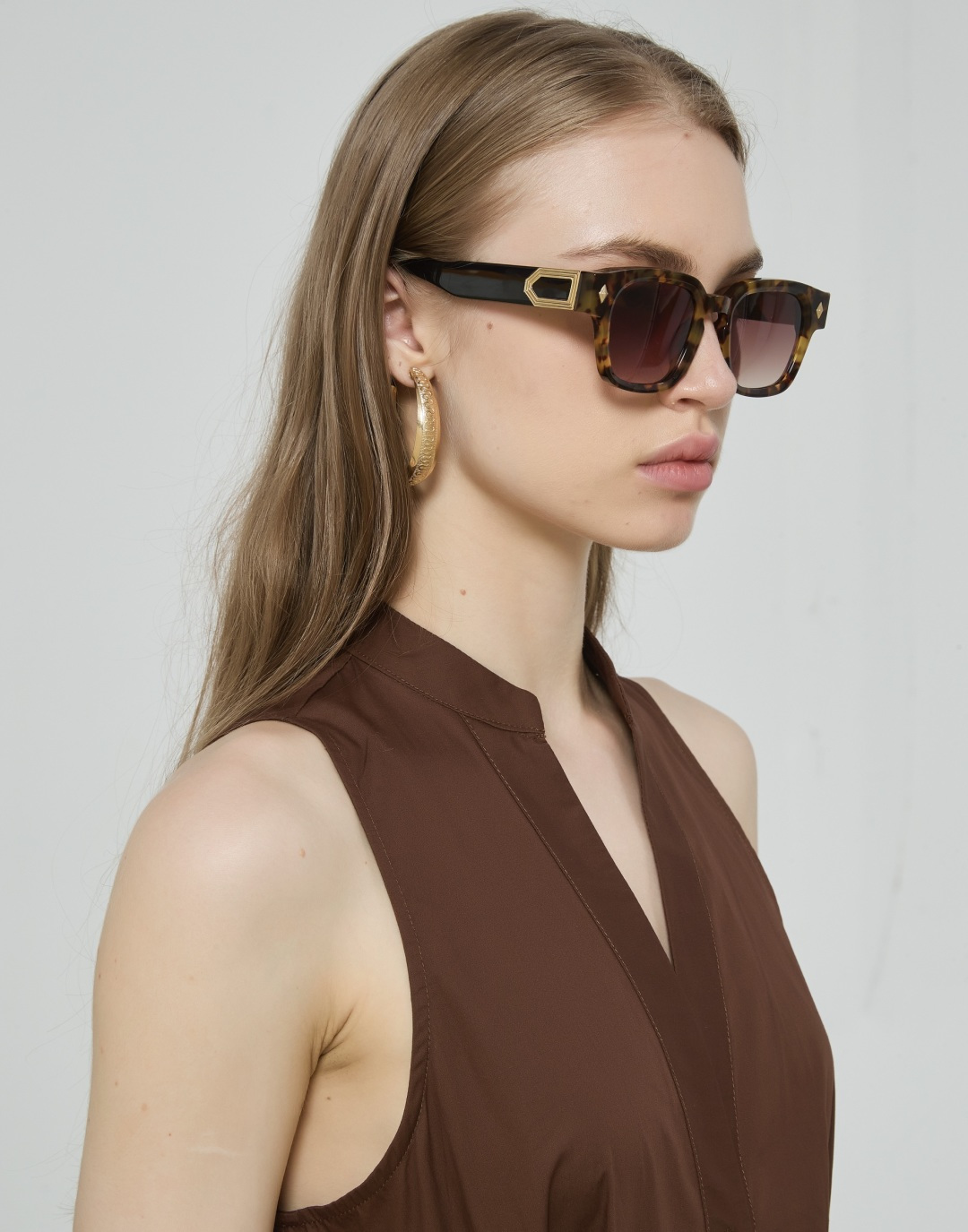 JOHN DaliaMODEL：Project 01SIZE：49口21-145