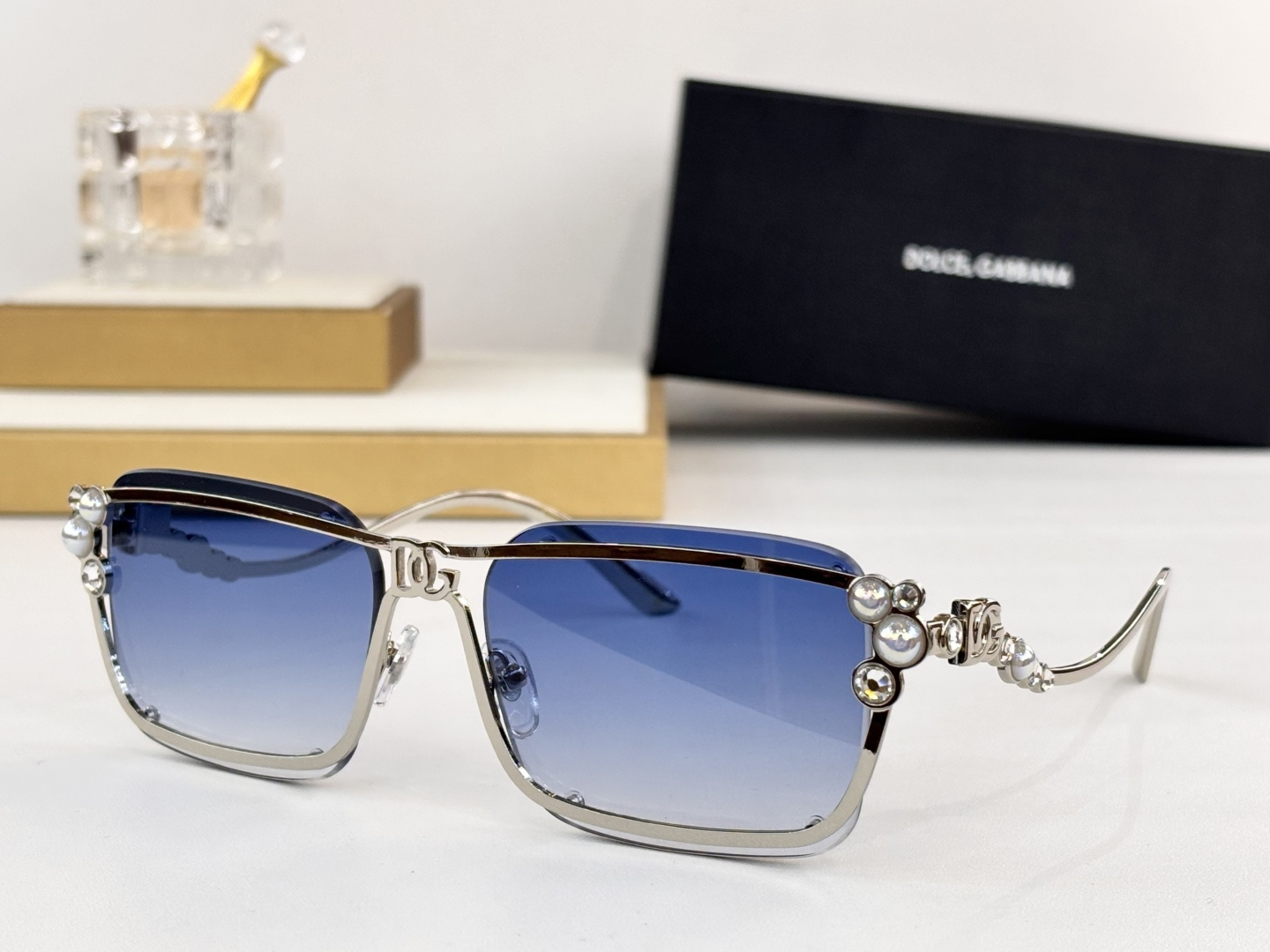 DOLCE&GABBANN*Model：DG1653Size：57口16-140