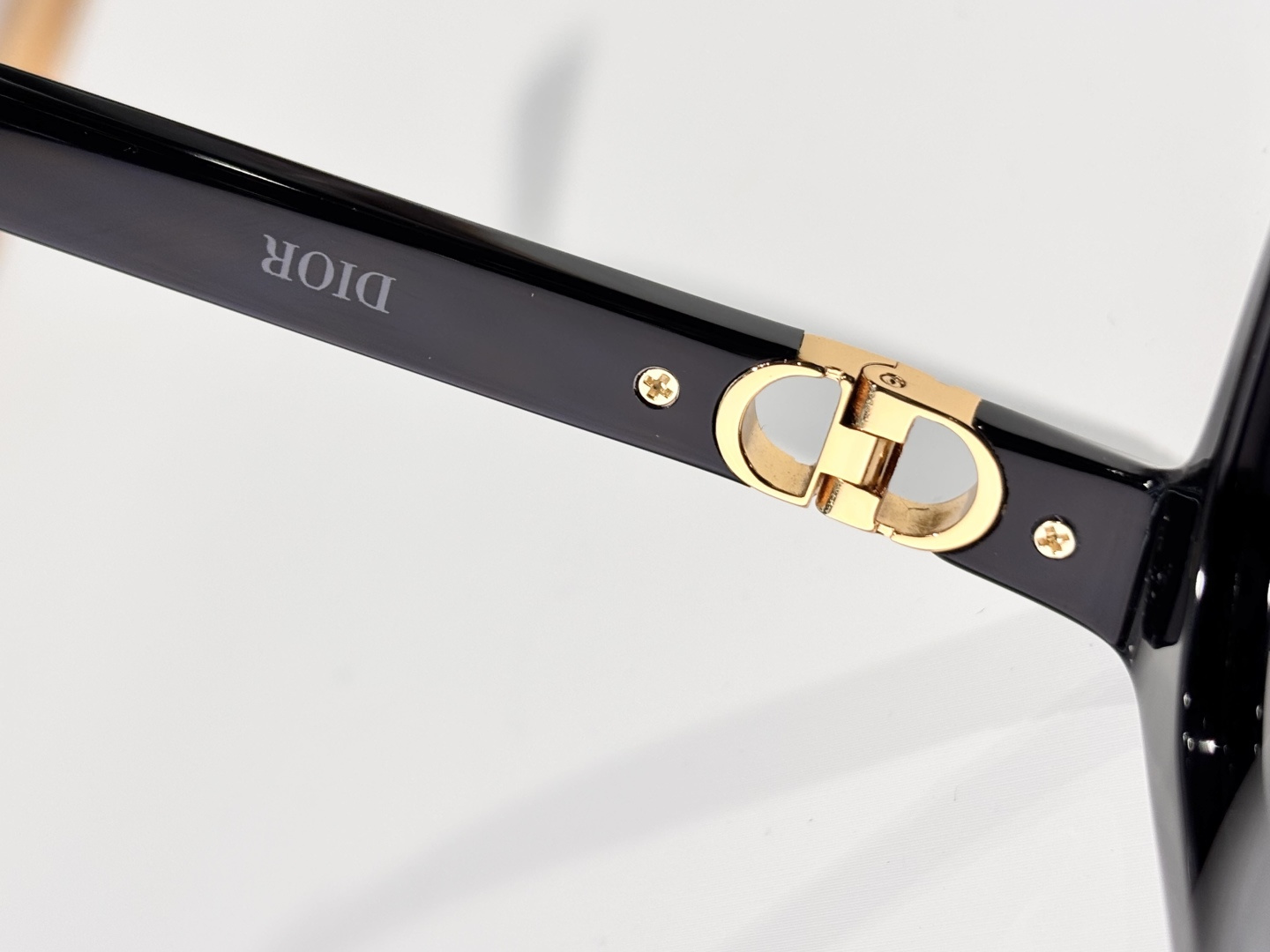 DIORMOD：Petit CD R1FSize：57口20 140