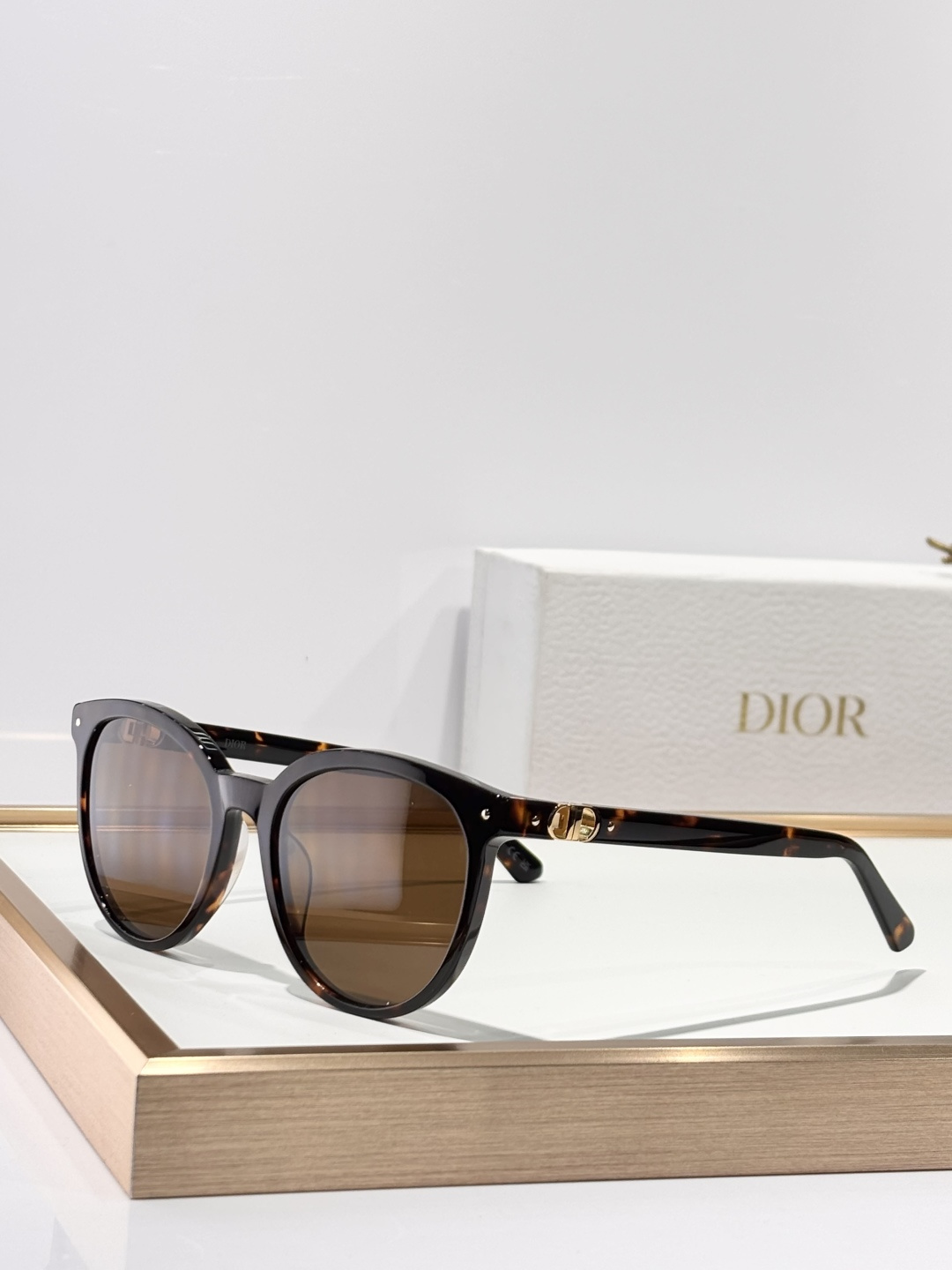 DIORMOD：Petit CD R1FSize：57口20 140