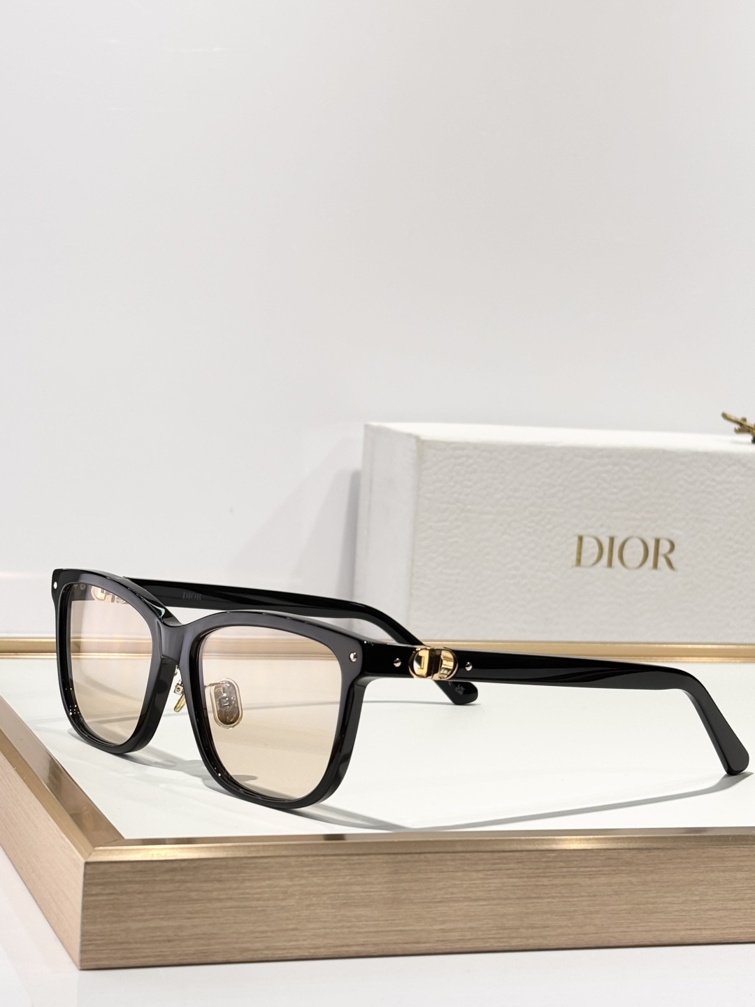 DIORMOD：Petit CD S2FSize：57口16 140