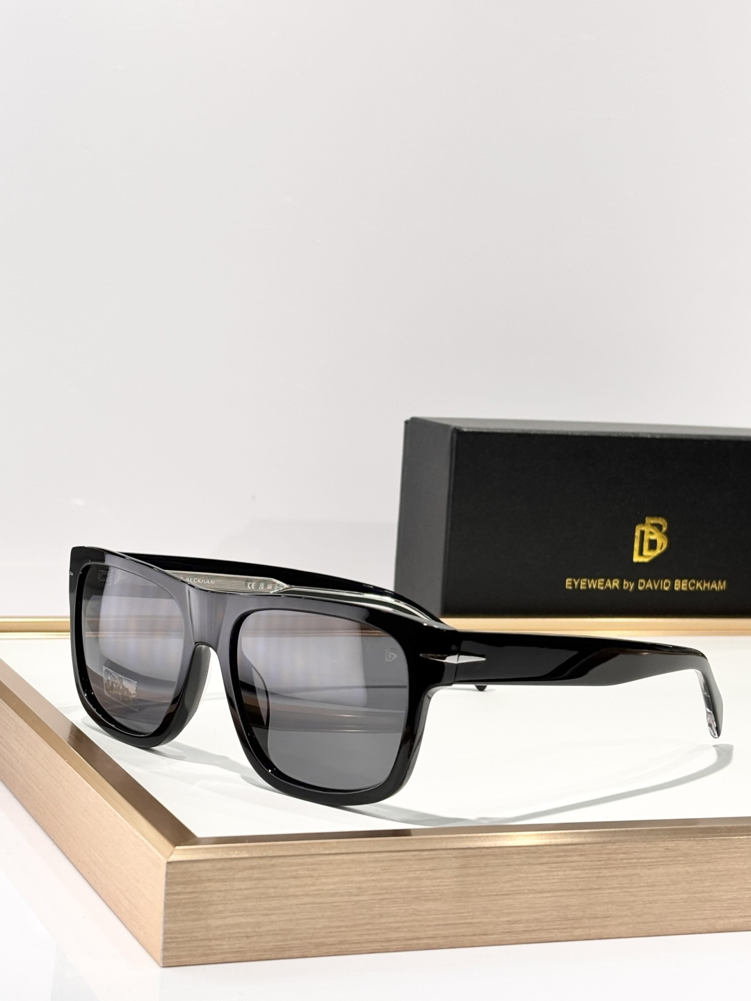 DAVID BECKHAMMOD：DB 7150/SSize：57口18-145