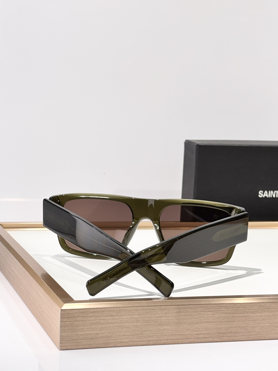 Oversized Toquality SAINT LAUREN*MODEL：SL659SIZE：55口