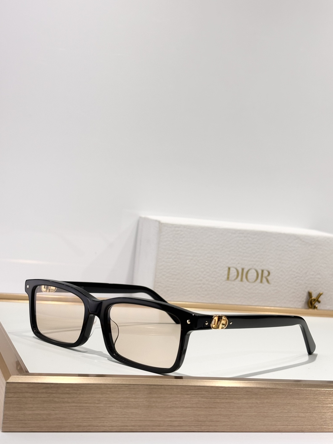 DIORMOD：Petit CD S1ISize：53口16 135