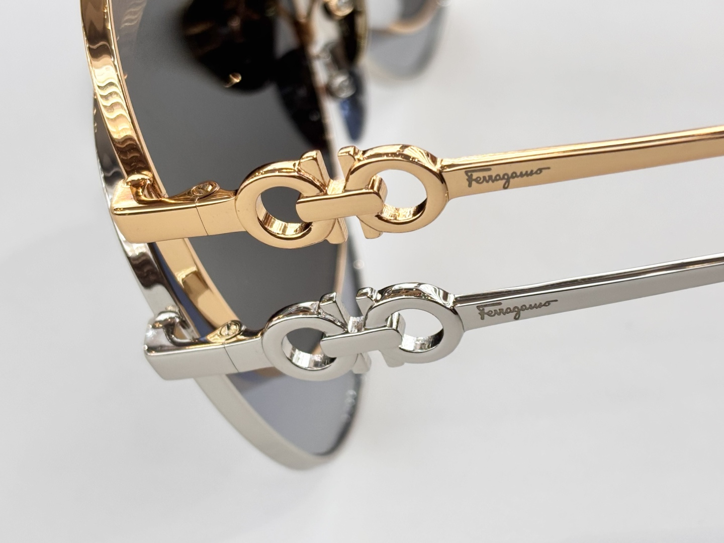 Salvatore ferragam* MODEL：SF51S297SIZE：59口16-140