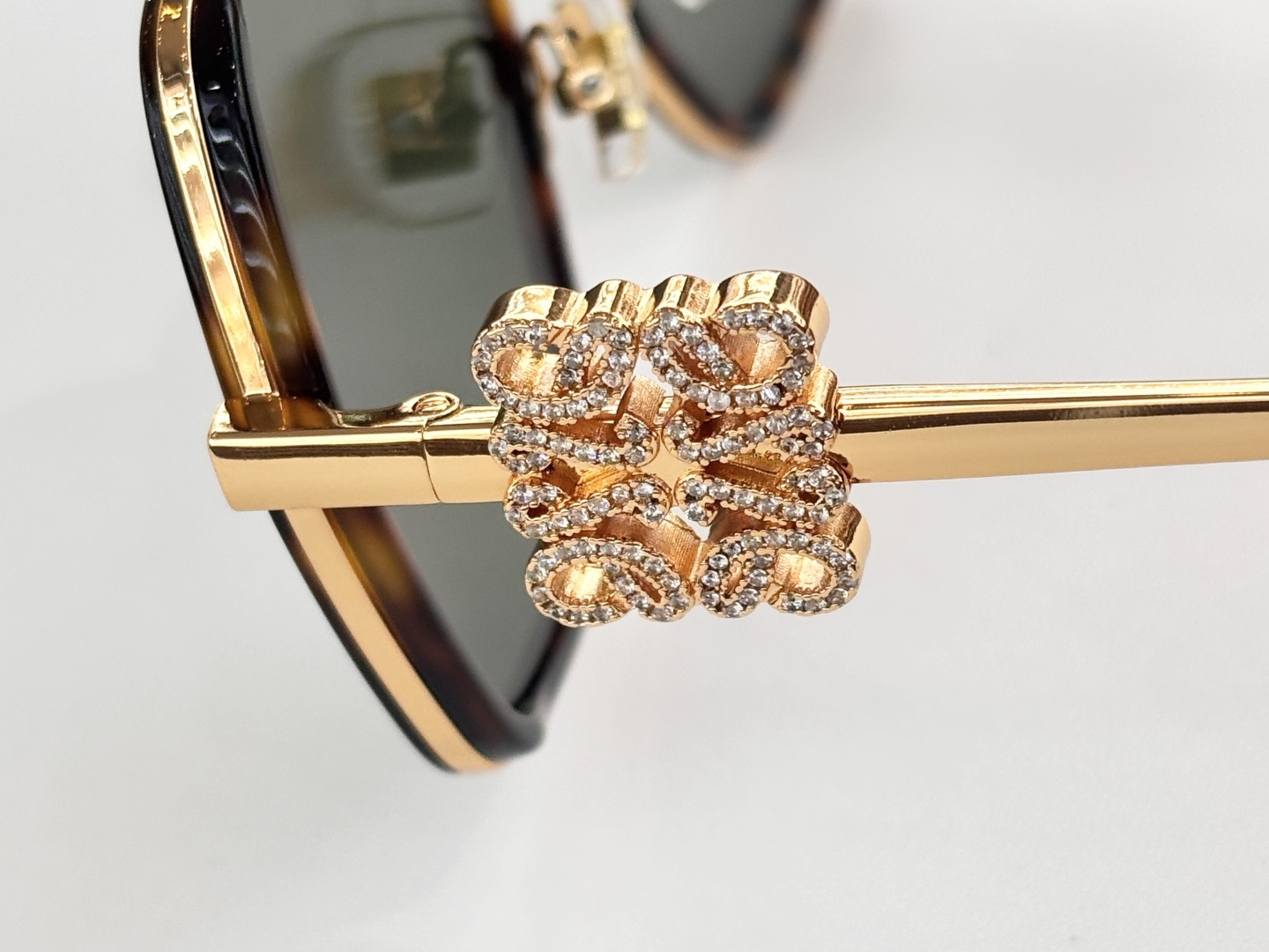 LOEWEMOD：LW1737LSSize：58口18 143。