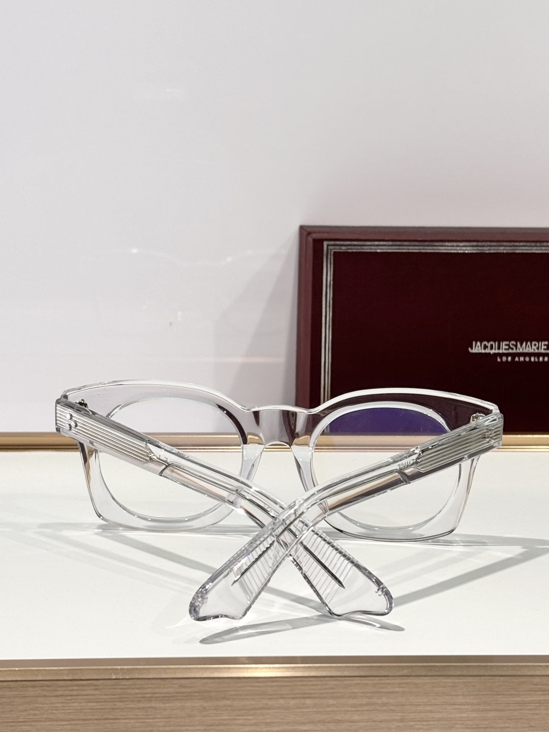 JACQUES MARIE MAGMODEL：ELMYRISIZE:51口24