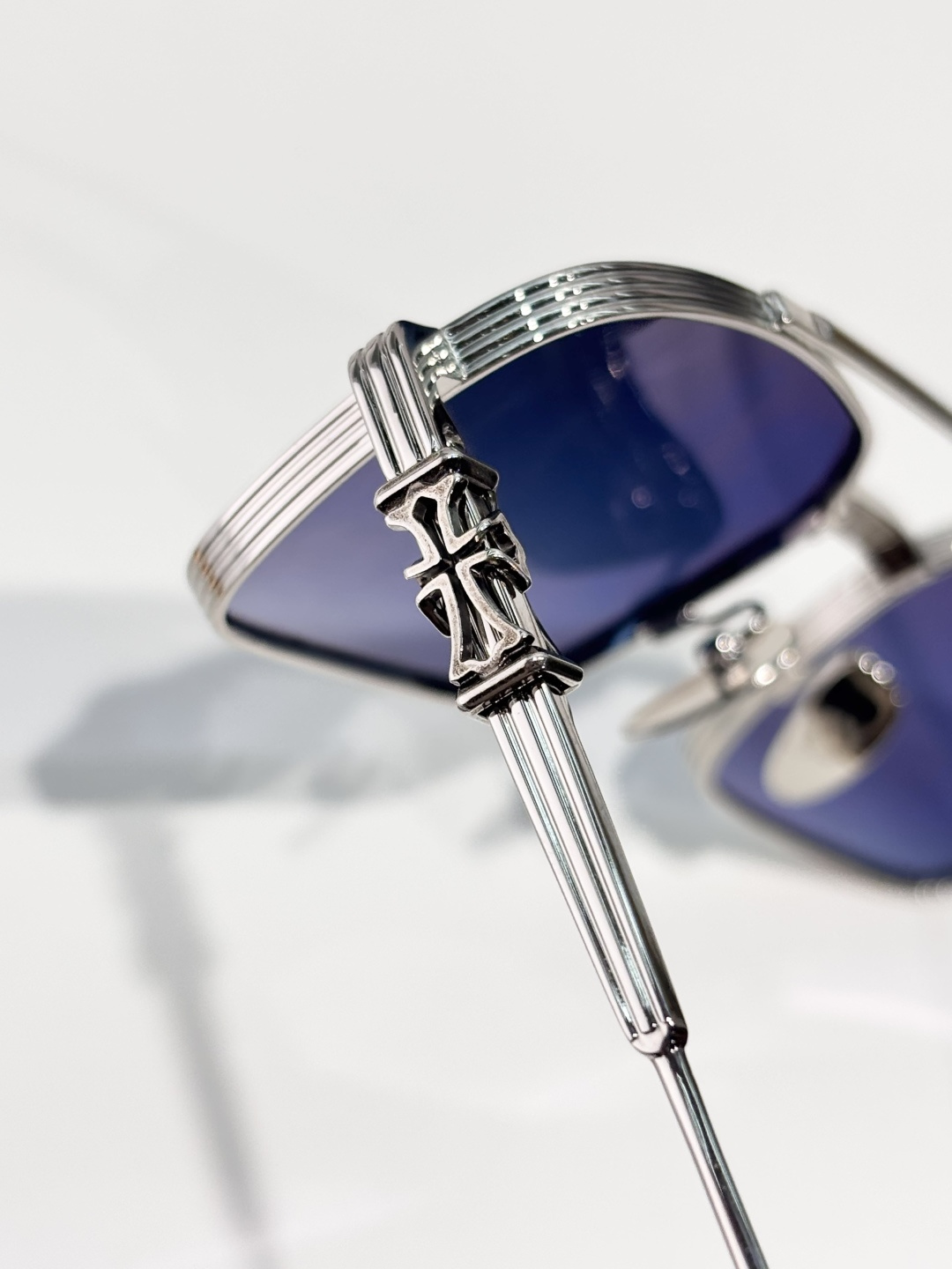 ToP quality   Chrome Heart* Mod：LICK.N Size：58口15-134 