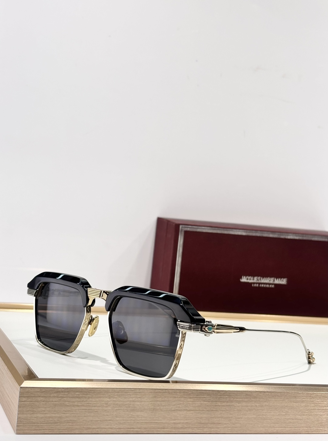 Jacques Marie Mage MODEL： WORLANDSIZE：53口20-146