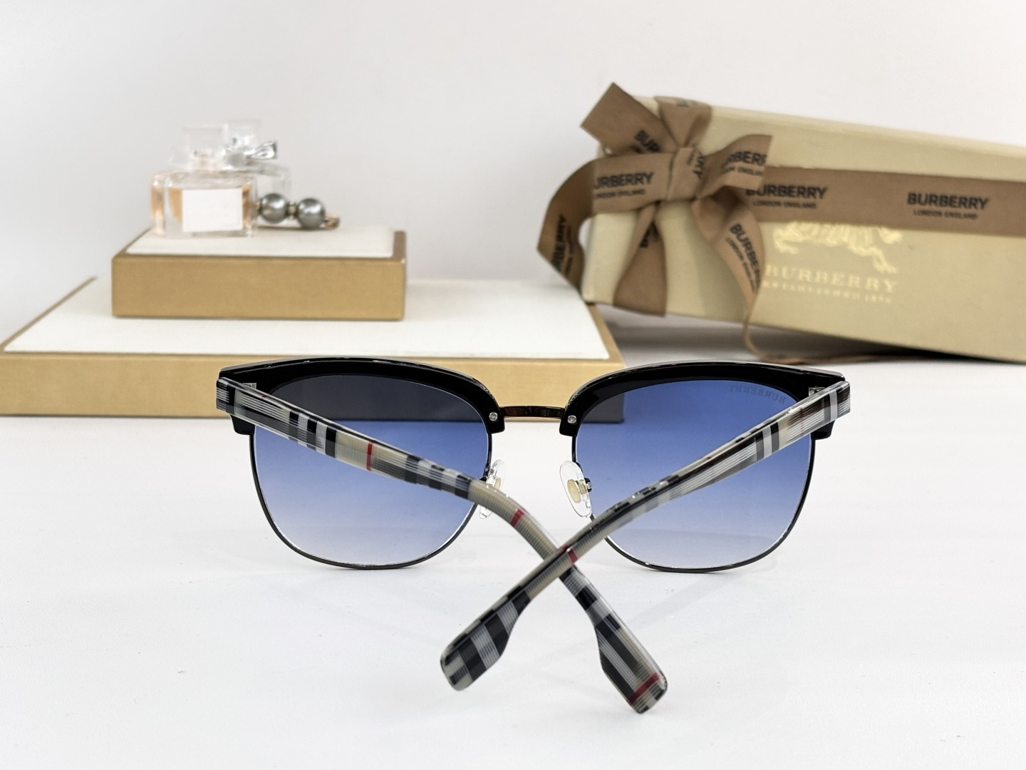 BURBERR*MOD：BE4317Size：56口20-145