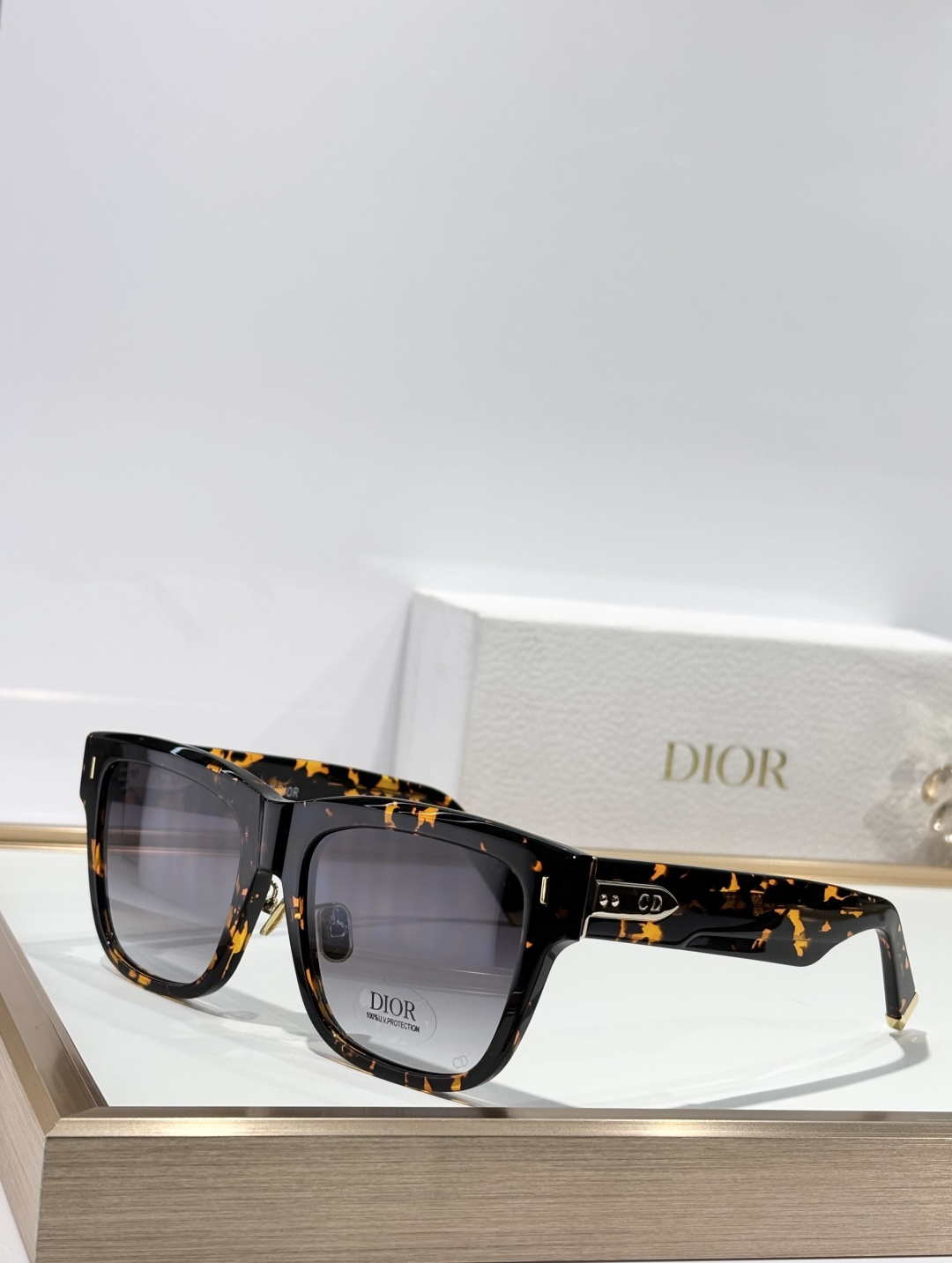 DIORMOD：DiorMidnight S1FSize：57口20 150