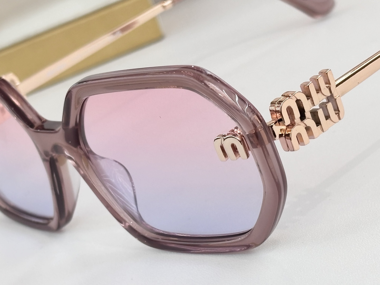 MIU M*MODEL: MU 157ASIZE：58口20-143