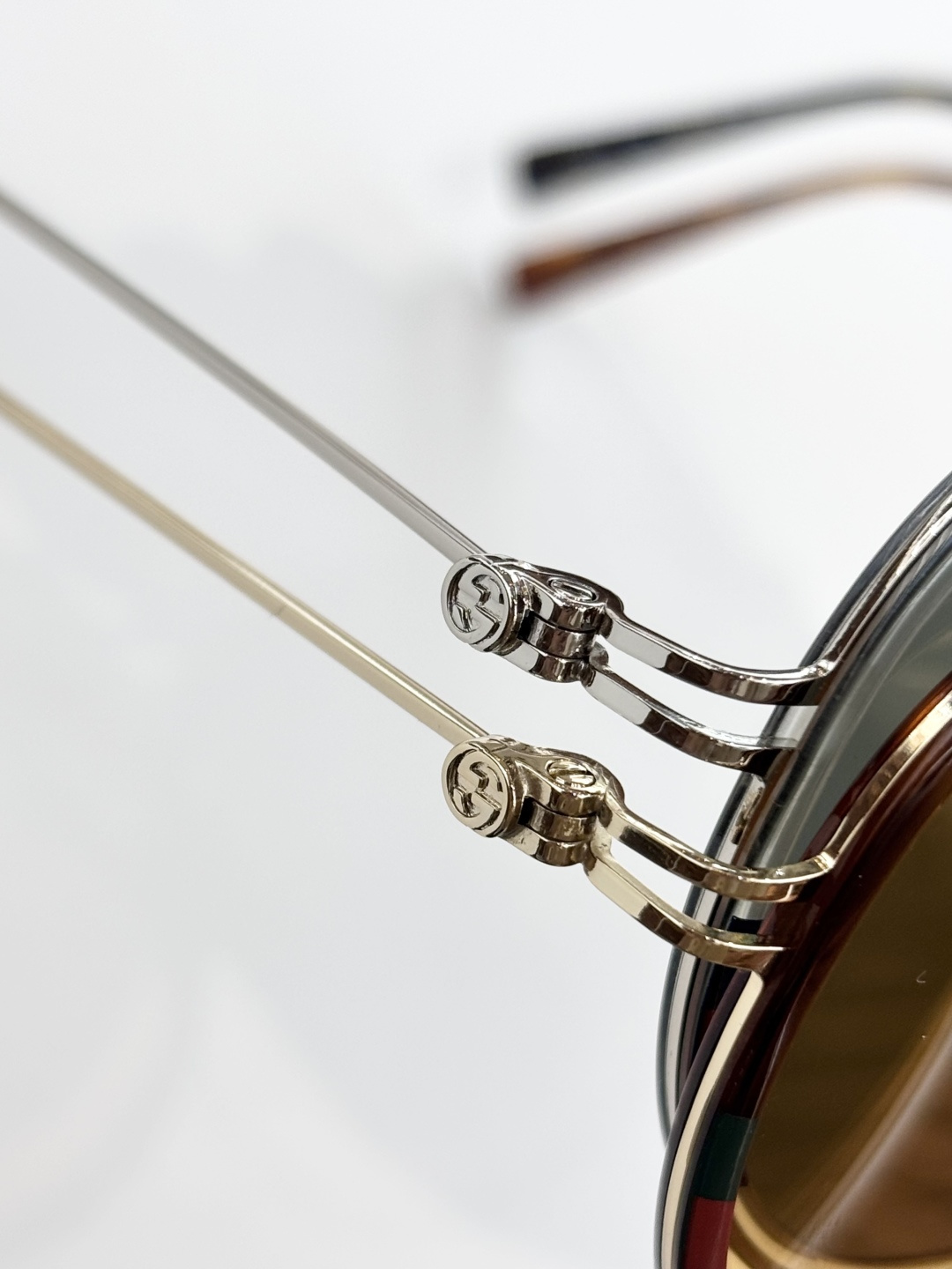 GUCC* MODEL：GG1981S SIZE：54口19-145