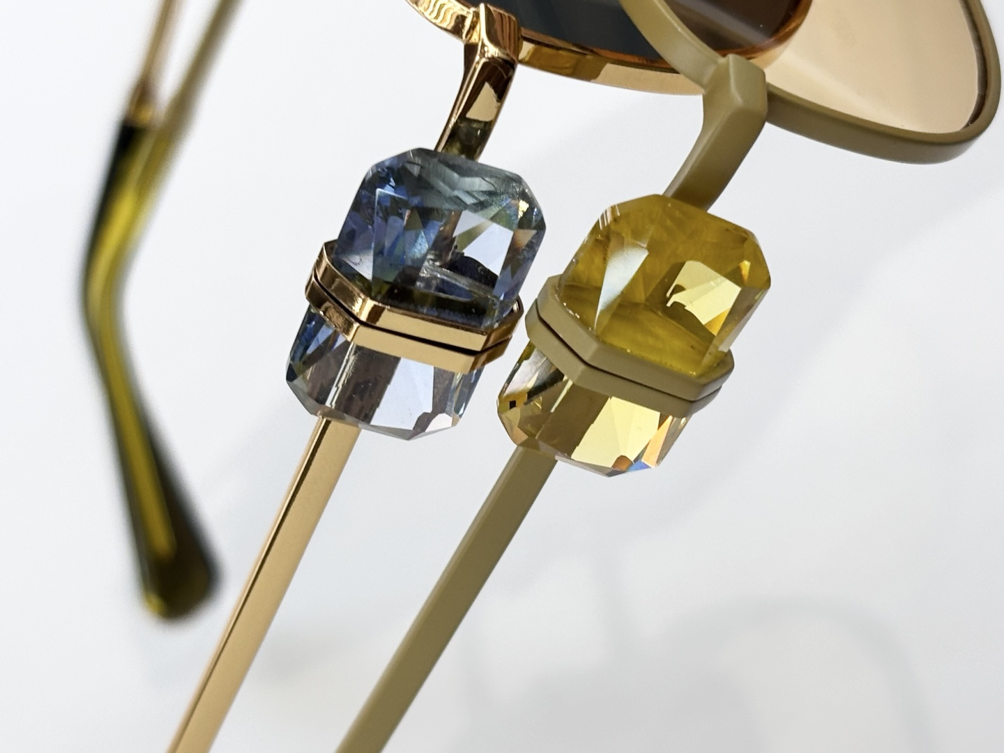 SWAROVSK*MODEL：SK 7010SIZE：58口21-130