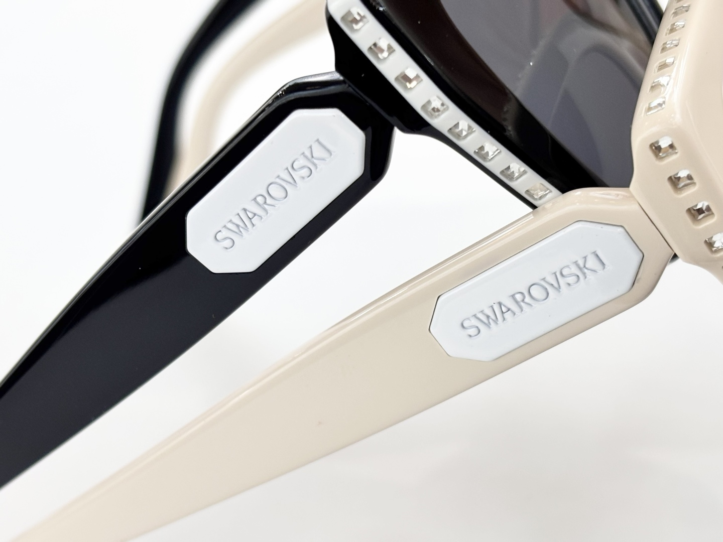 SWAROVSK*MODEL：SK6013SIZE：55-18-145