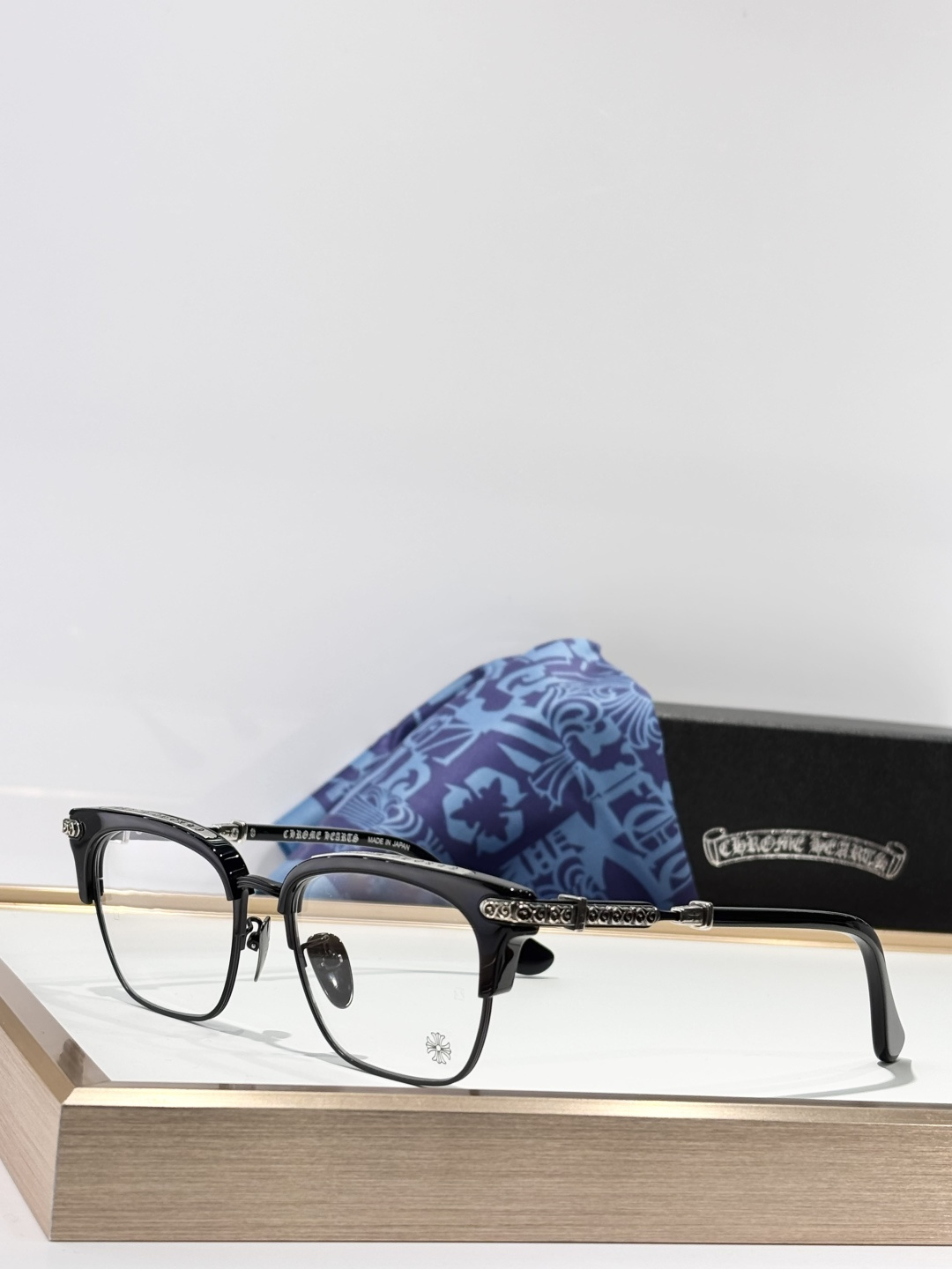 ChromeHearts 克罗心MOD：VERTICAL SMILE IISize:54-18-146