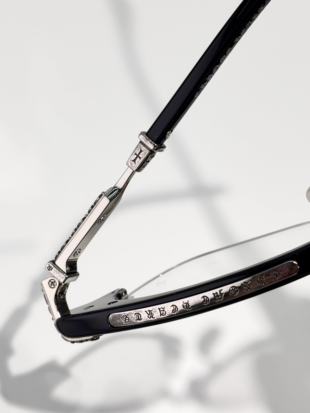 ChromeHearts 克罗心MOD：VERTICAL SMILE IISize:54-18-146