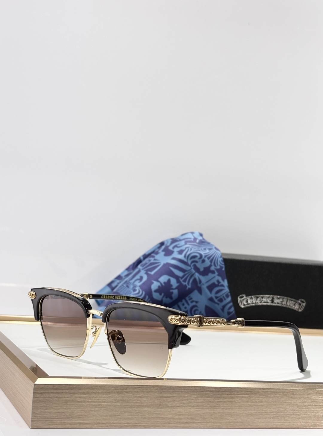 ChromeHearts 克罗心MOD：VERTICAL SMILE IISize:54-18-146