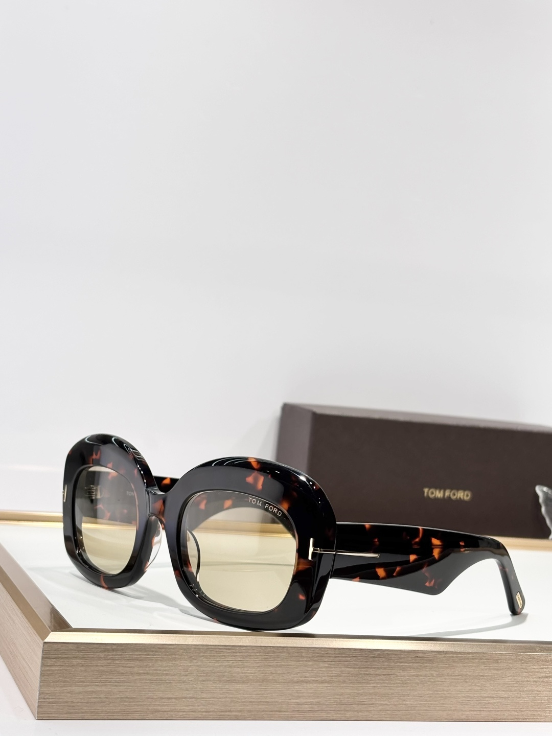 ￼ ￼ TOM FORDMODEL：TF1219-FSIZE：53口23-140
