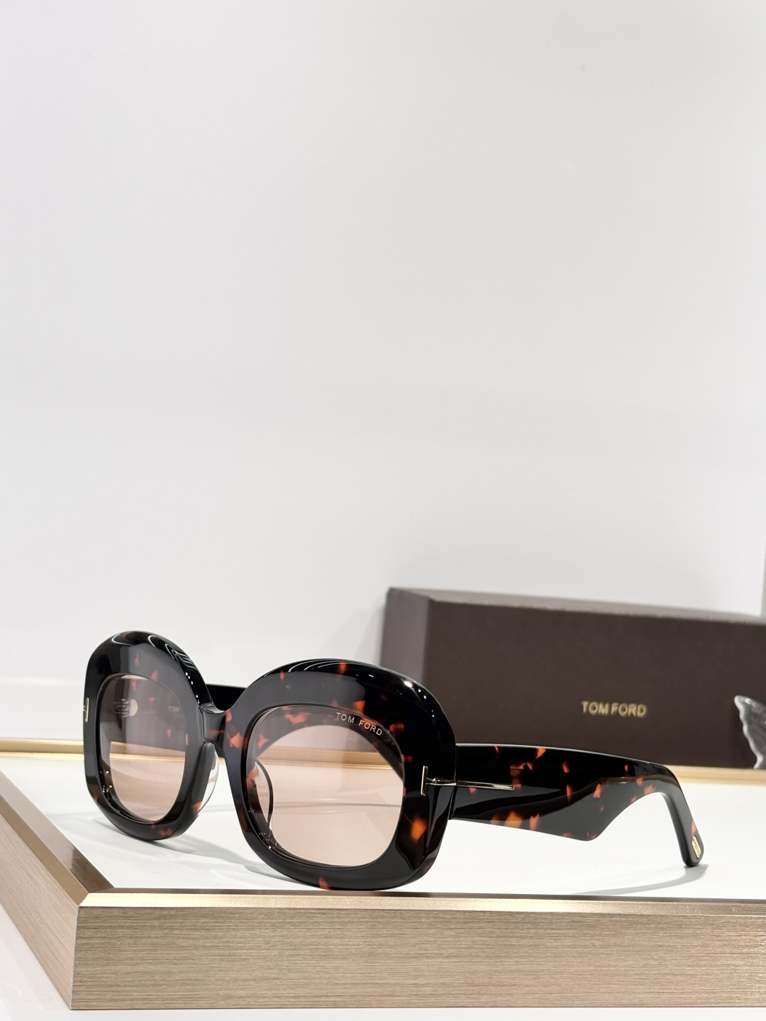 ￼ ￼ TOM FORDMODEL：TF1219-FSIZE：53口23-140