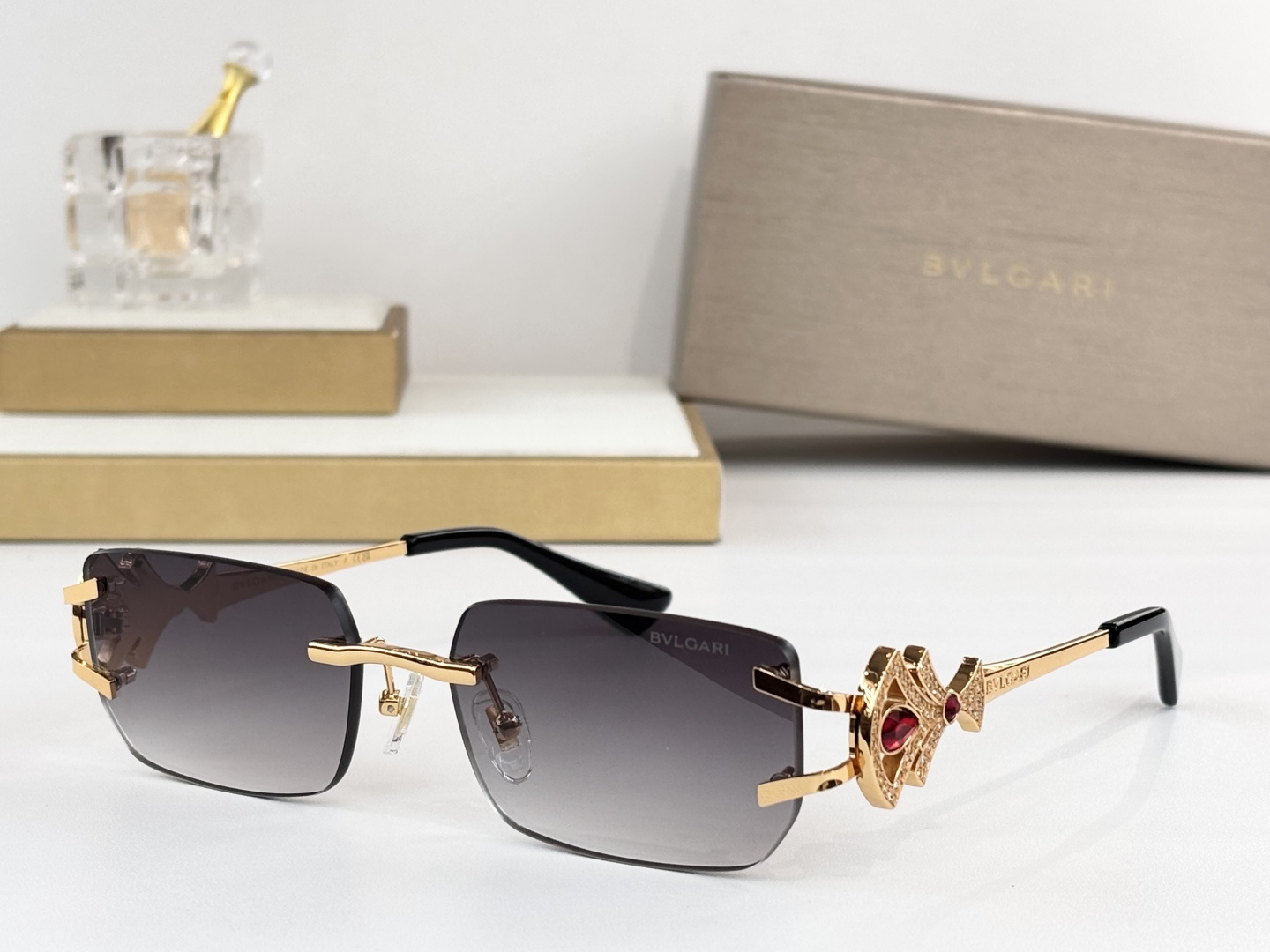 BVLGAR*MODEL：BV 1816LUSIZE：56口17-145
