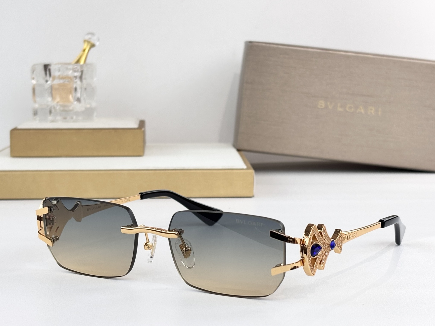 BVLGAR*MODEL：BV 1816LUSIZE：56口17-145