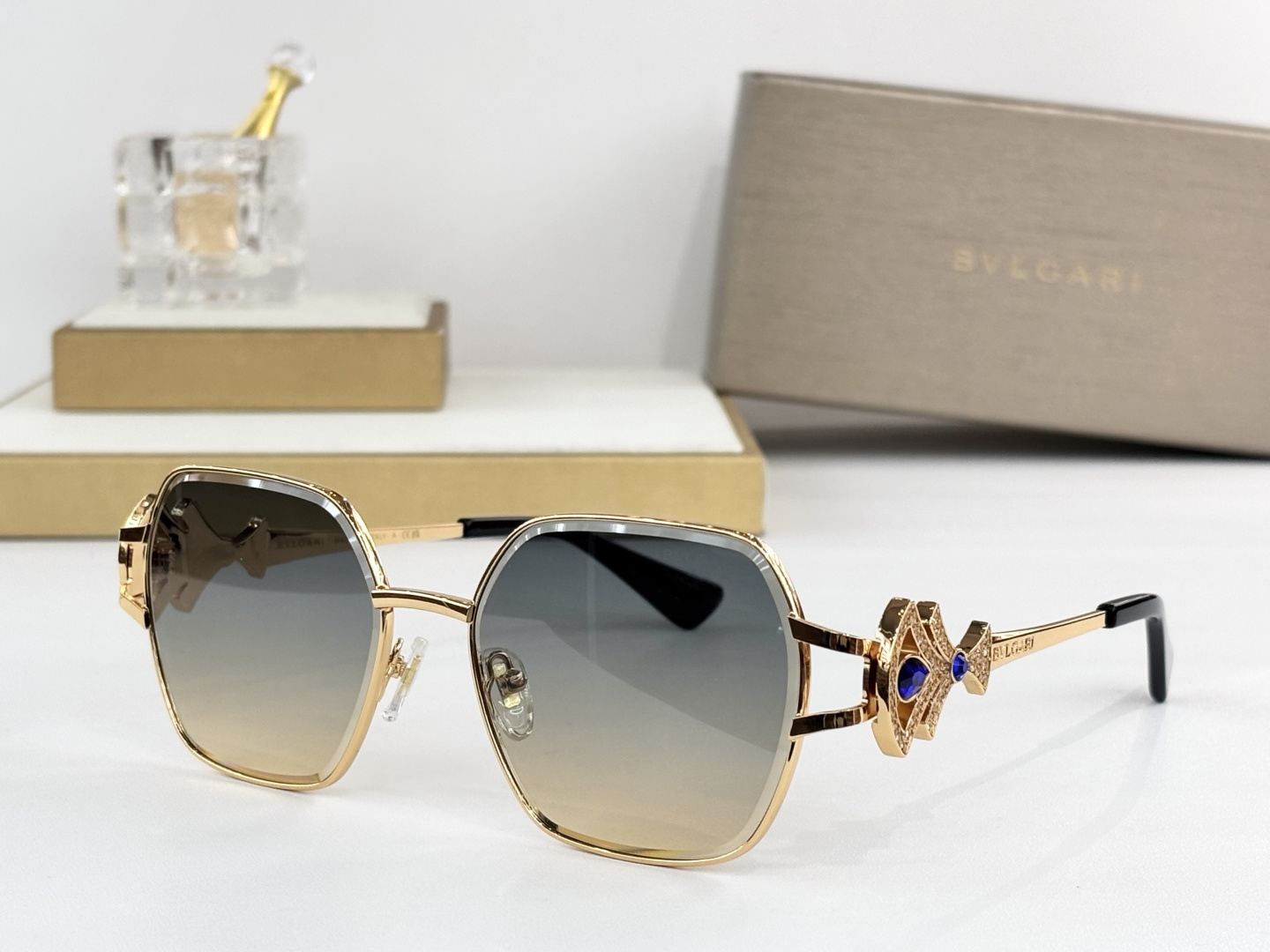 BVLGAR*MODEL：BV 1819LUSIZE：56口17-145