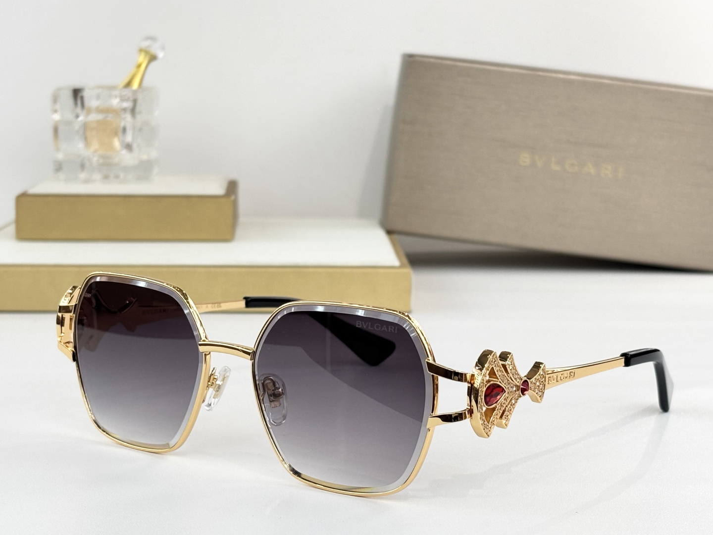 BVLGAR*MODEL：BV 1819LUSIZE：56口17-145