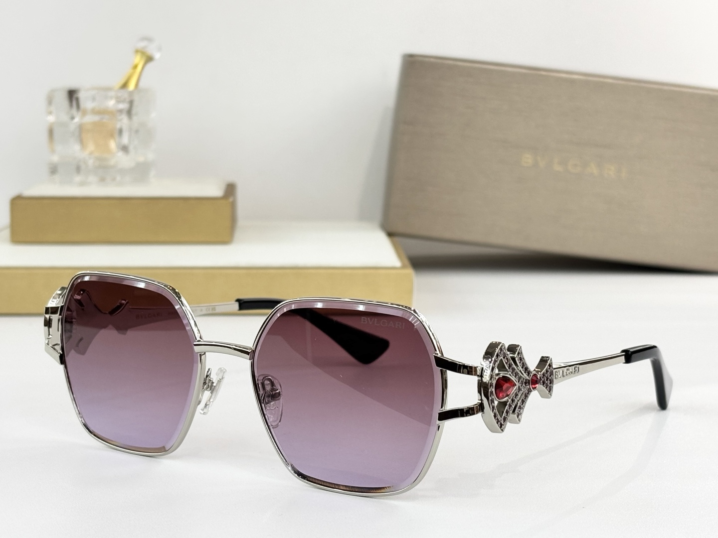 BVLGAR*MODEL：BV 1819LUSIZE：56口17-145