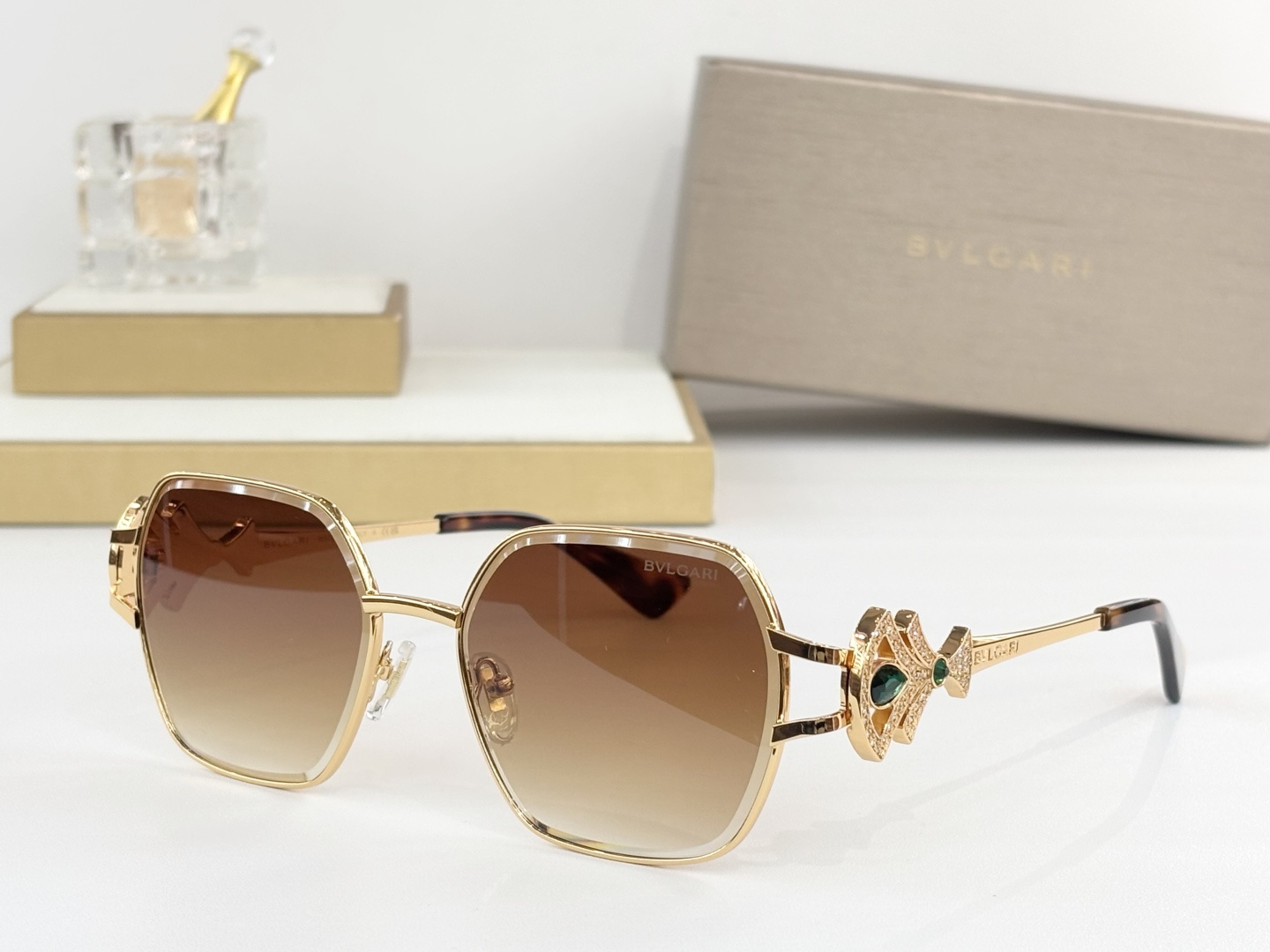 BVLGAR*MODEL：BV 1819LUSIZE：56口17-145