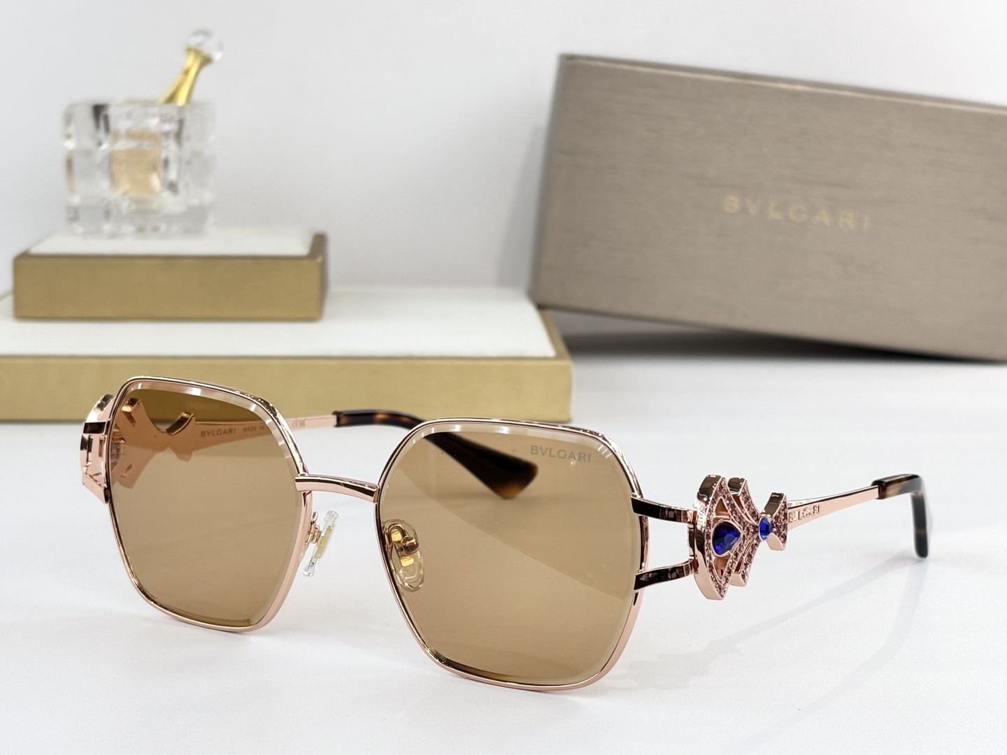 BVLGAR*MODEL：BV 1819LUSIZE：56口17-145