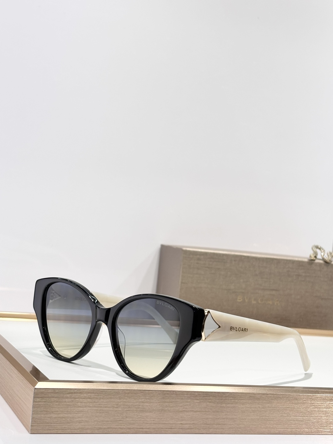 BVLGAR*MODEL：BV50063ISIZE：51口17-140