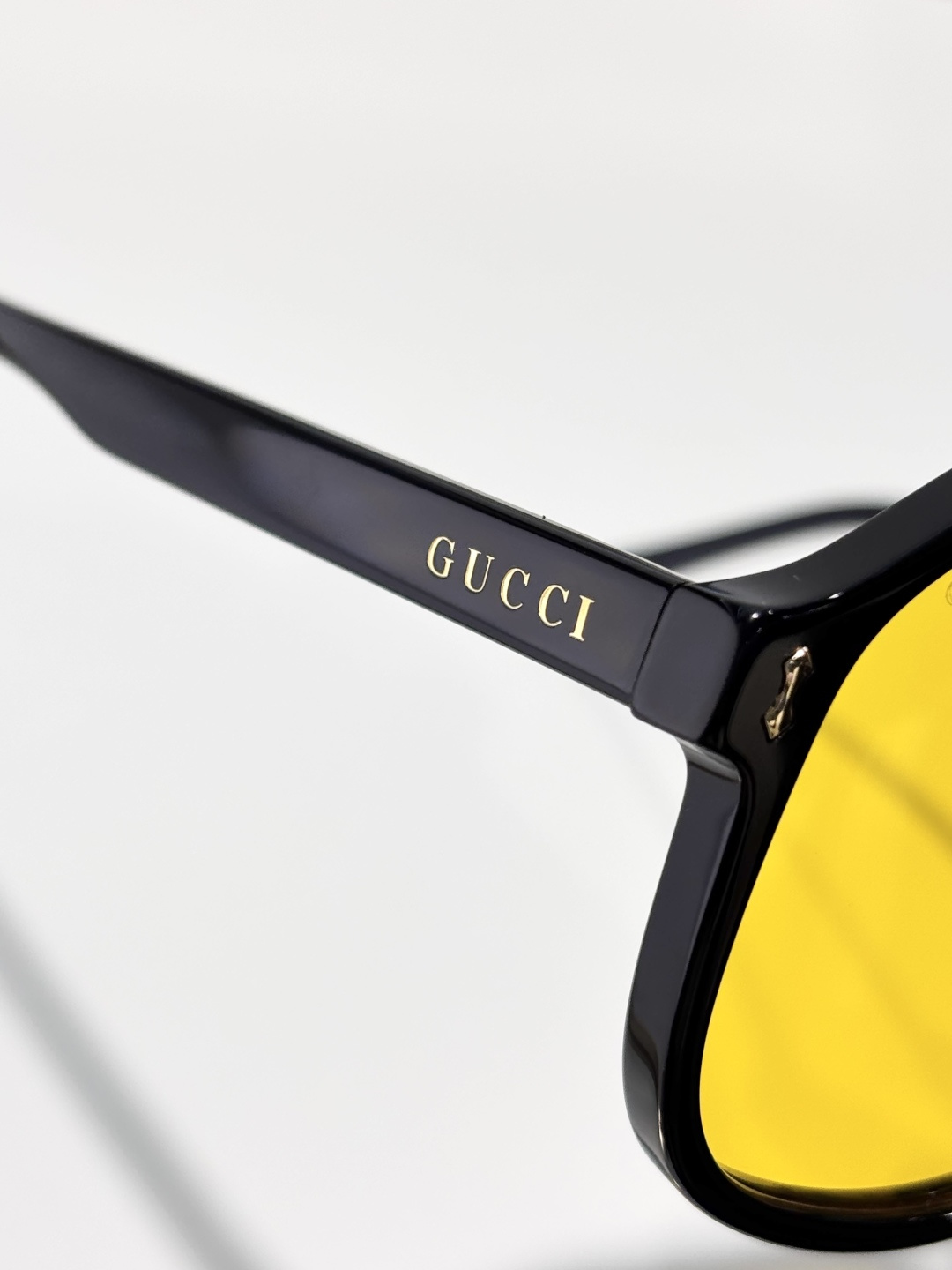 GUCCI
MODEL：GG1042S
SIZE：58口14-145
P165