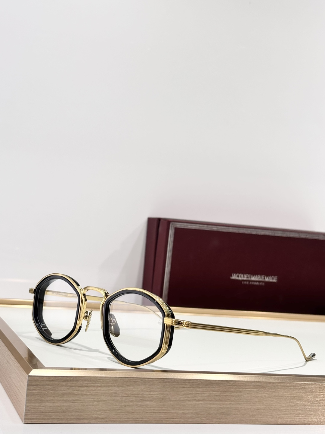 Jacques Marie MageMODEL：ARAGONSIZE：47口26