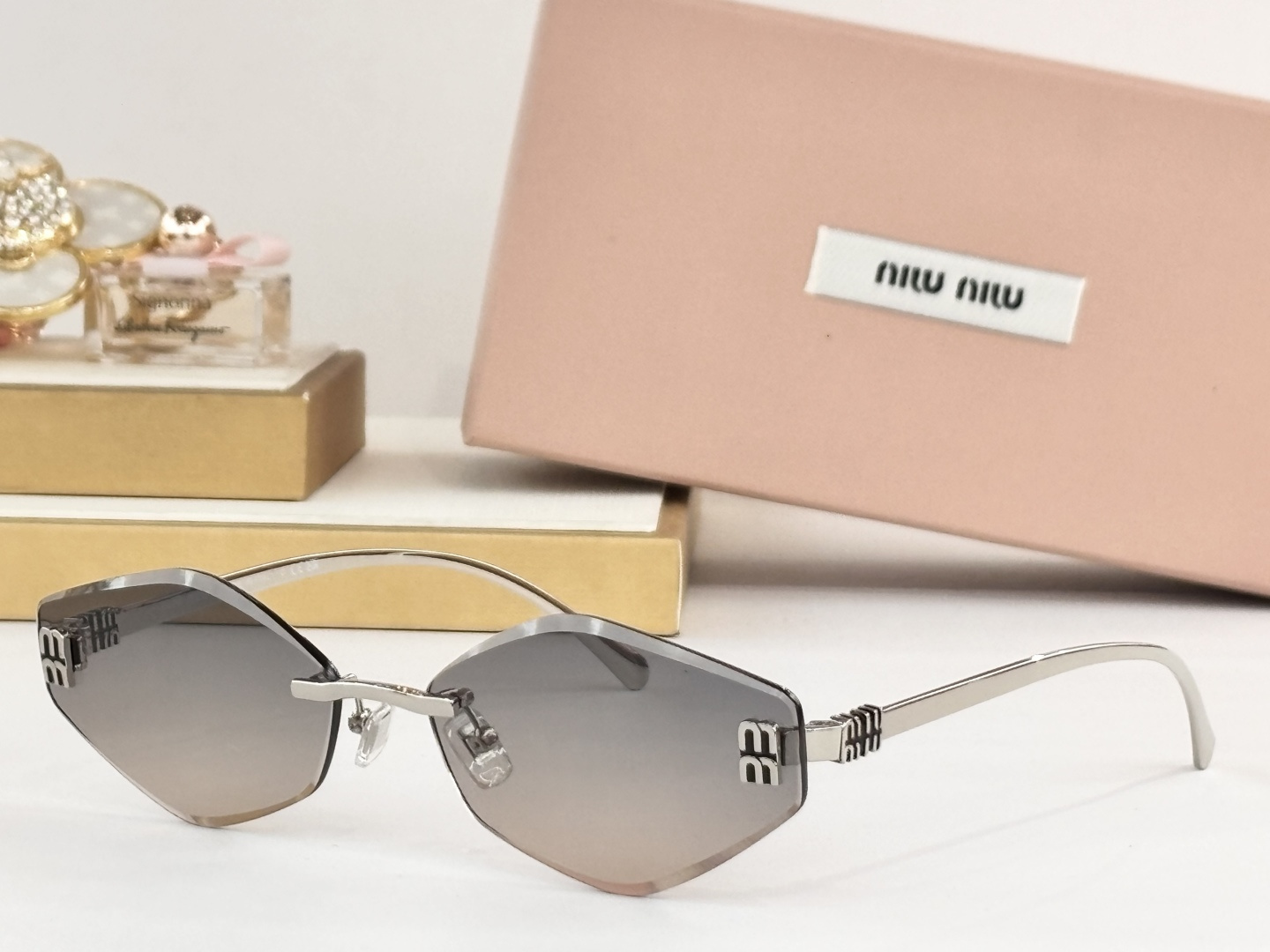 MIU MI*MOD:MU 1897LSize:62口17-145