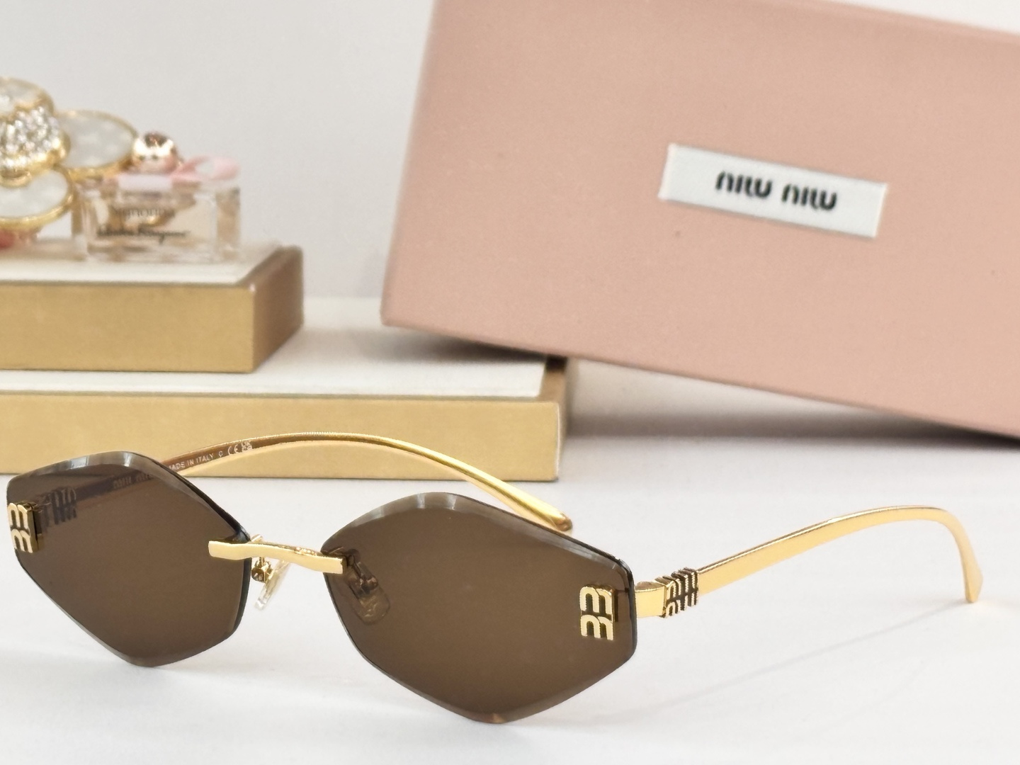 MIU MI*MOD:MU 1897LSize:62口17-145