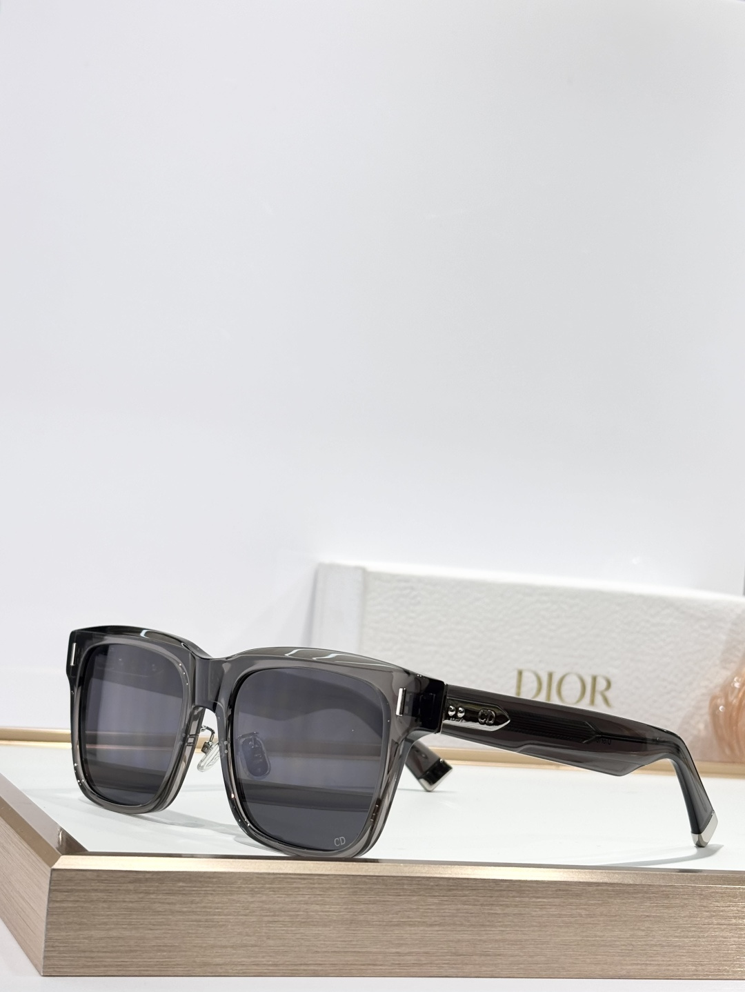 DIO*MOD：DiorMidnight S1FSize：57口20 150