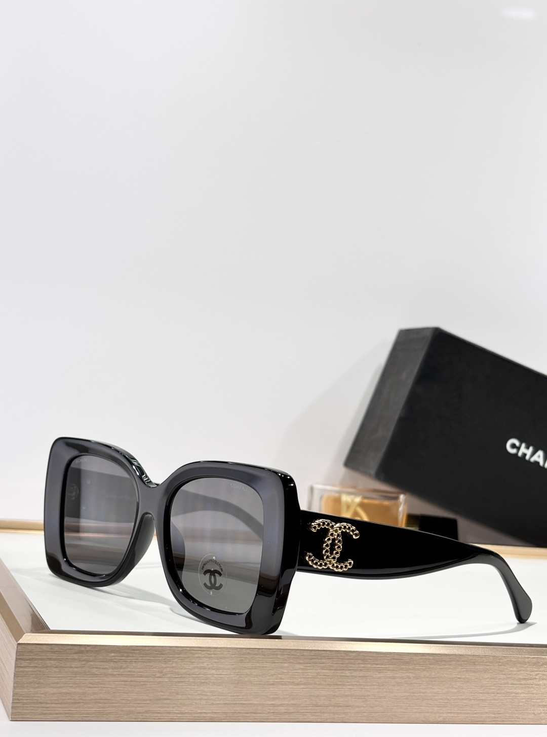 Oversized CHANE*MODEL：CH5555SIZE:54口19-145