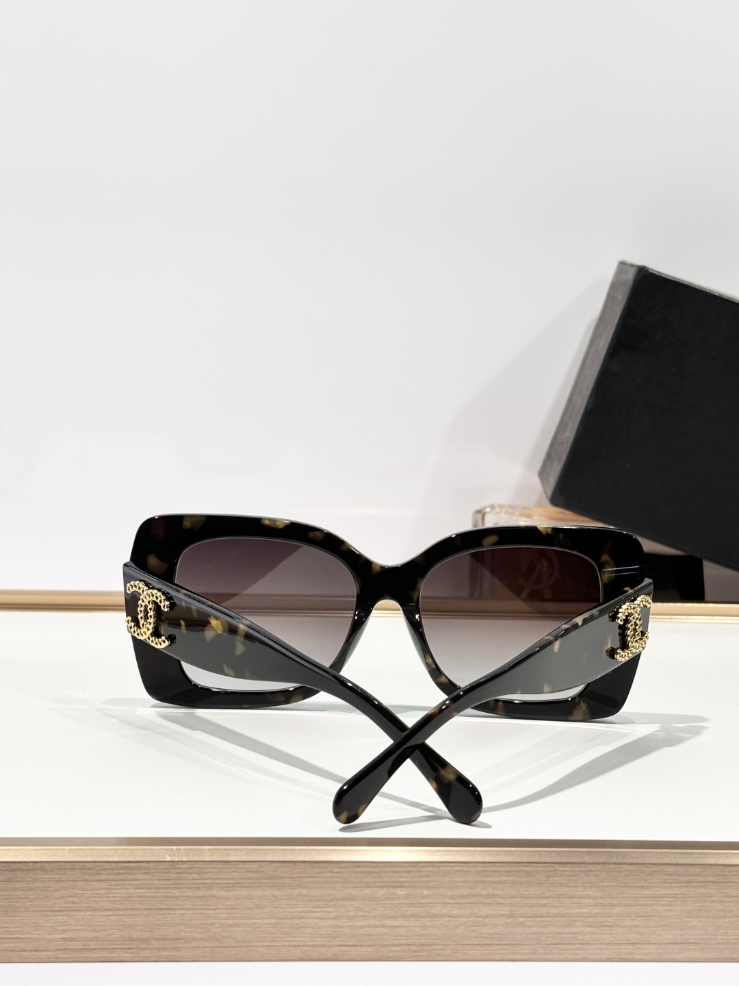 Oversized CHANE*MODEL：CH5555SIZE:54口19-145