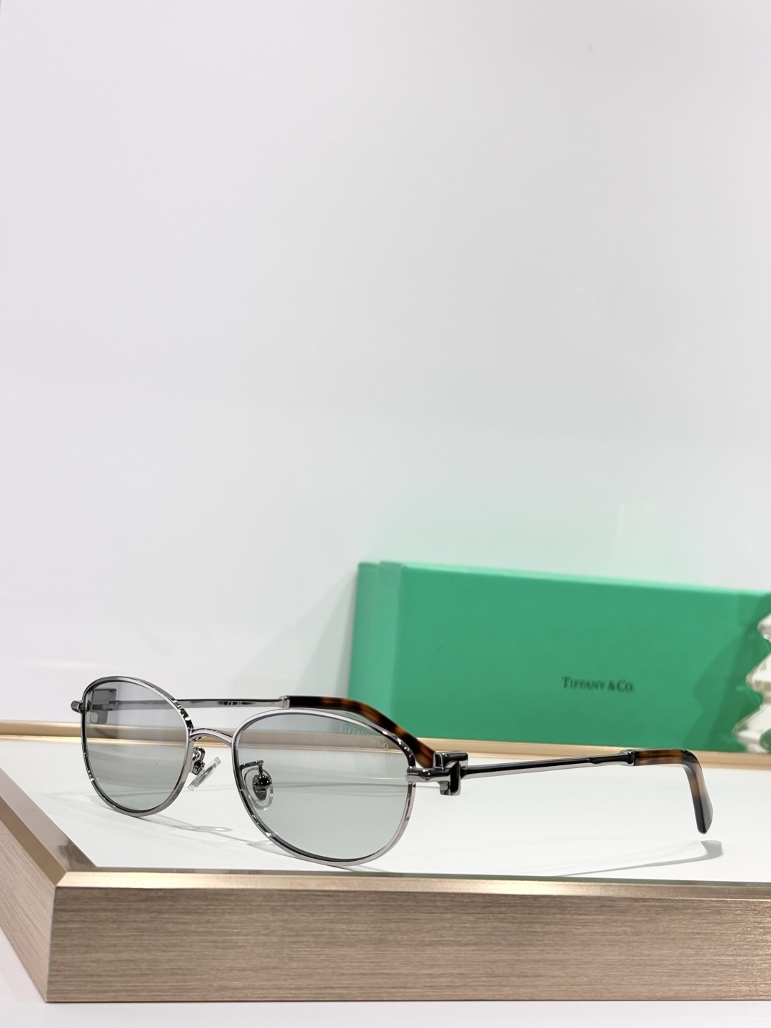 TIFFANY&Co.MODEL：TF3115SIZE：56口17-140