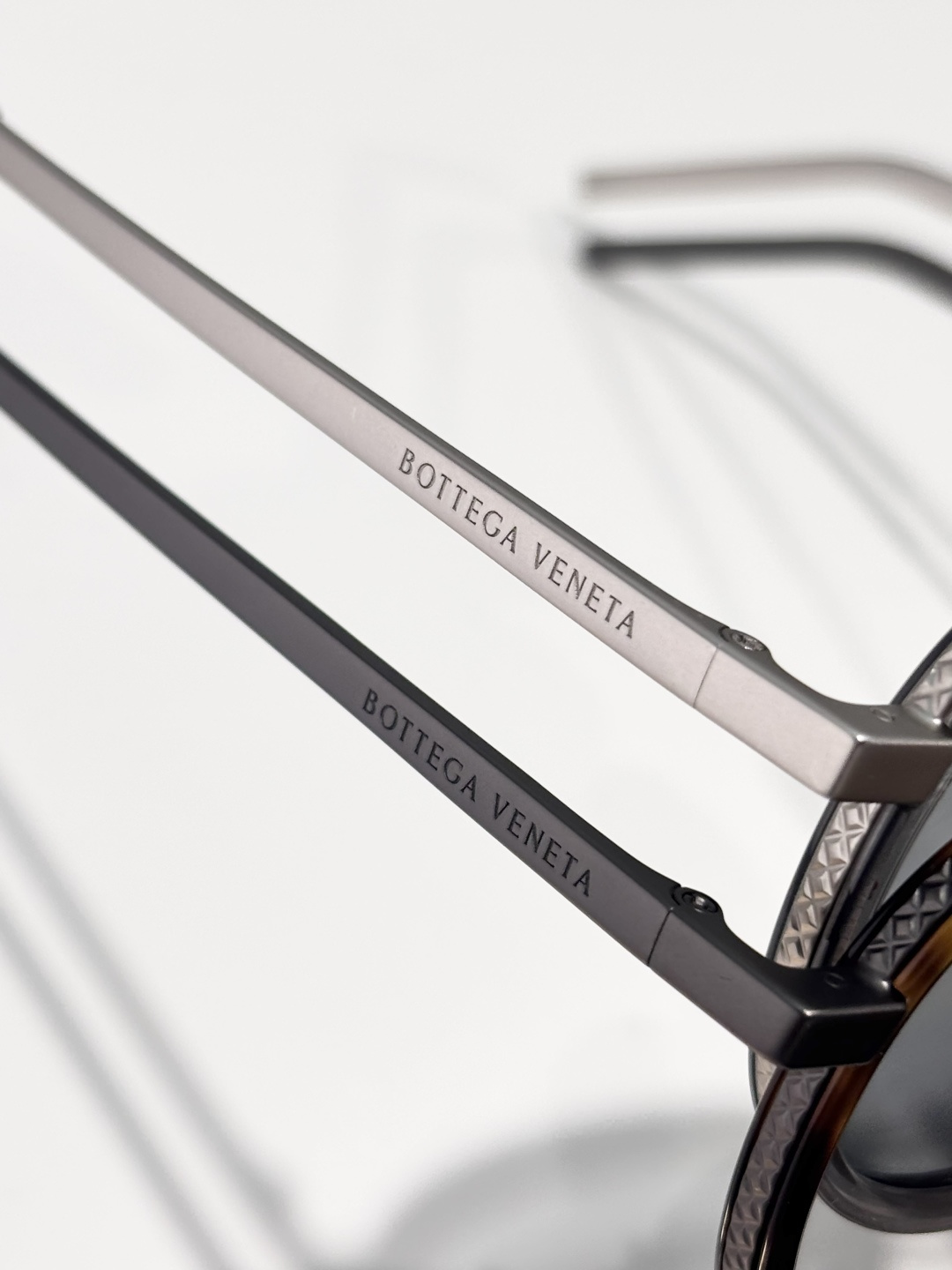 BOTTEGA VENET*MODEL：BV1428OASIZE：50口22-145