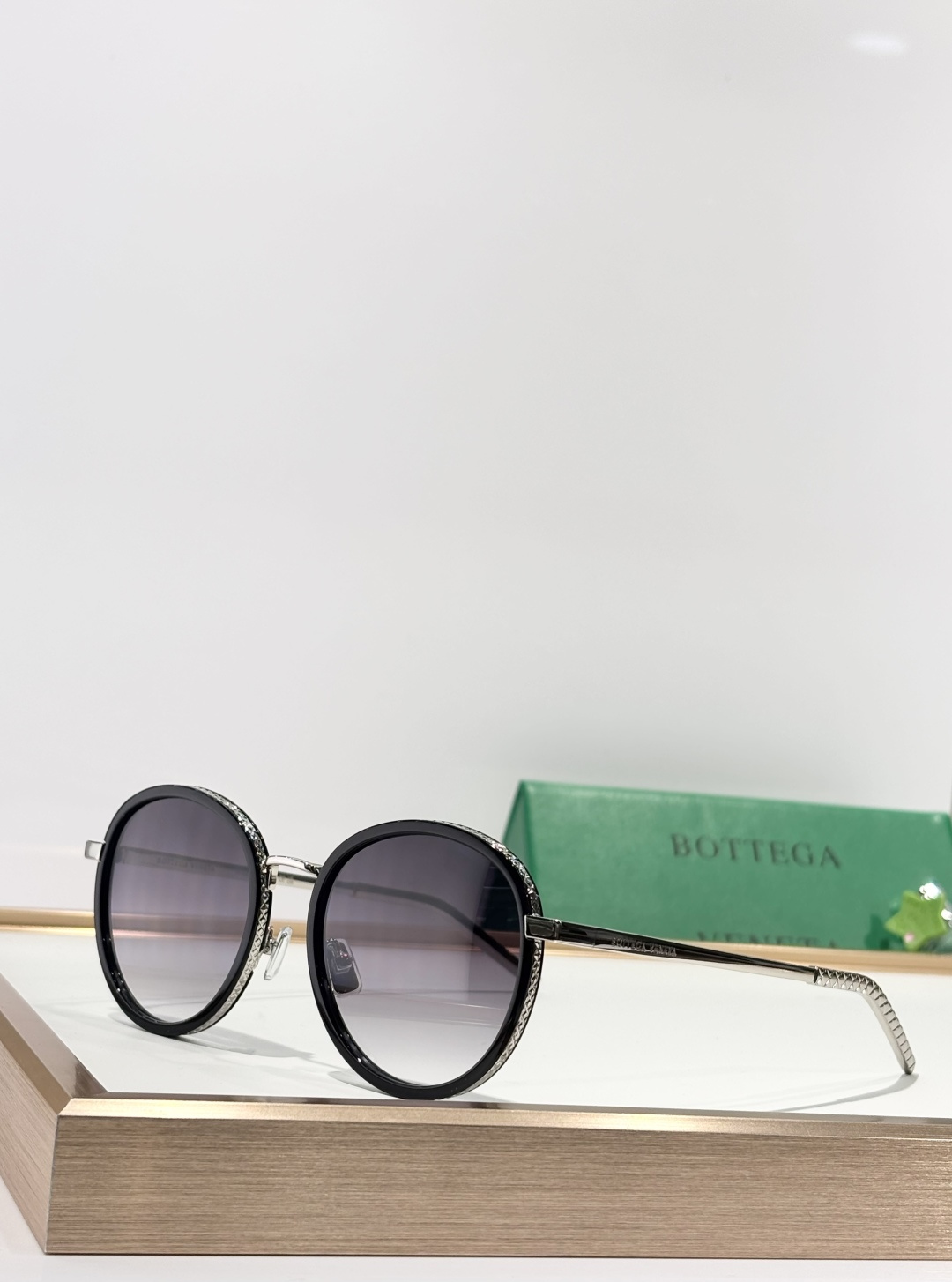 BOTTEGA VENET*MODEL：BV1428OASIZE：50口22-145