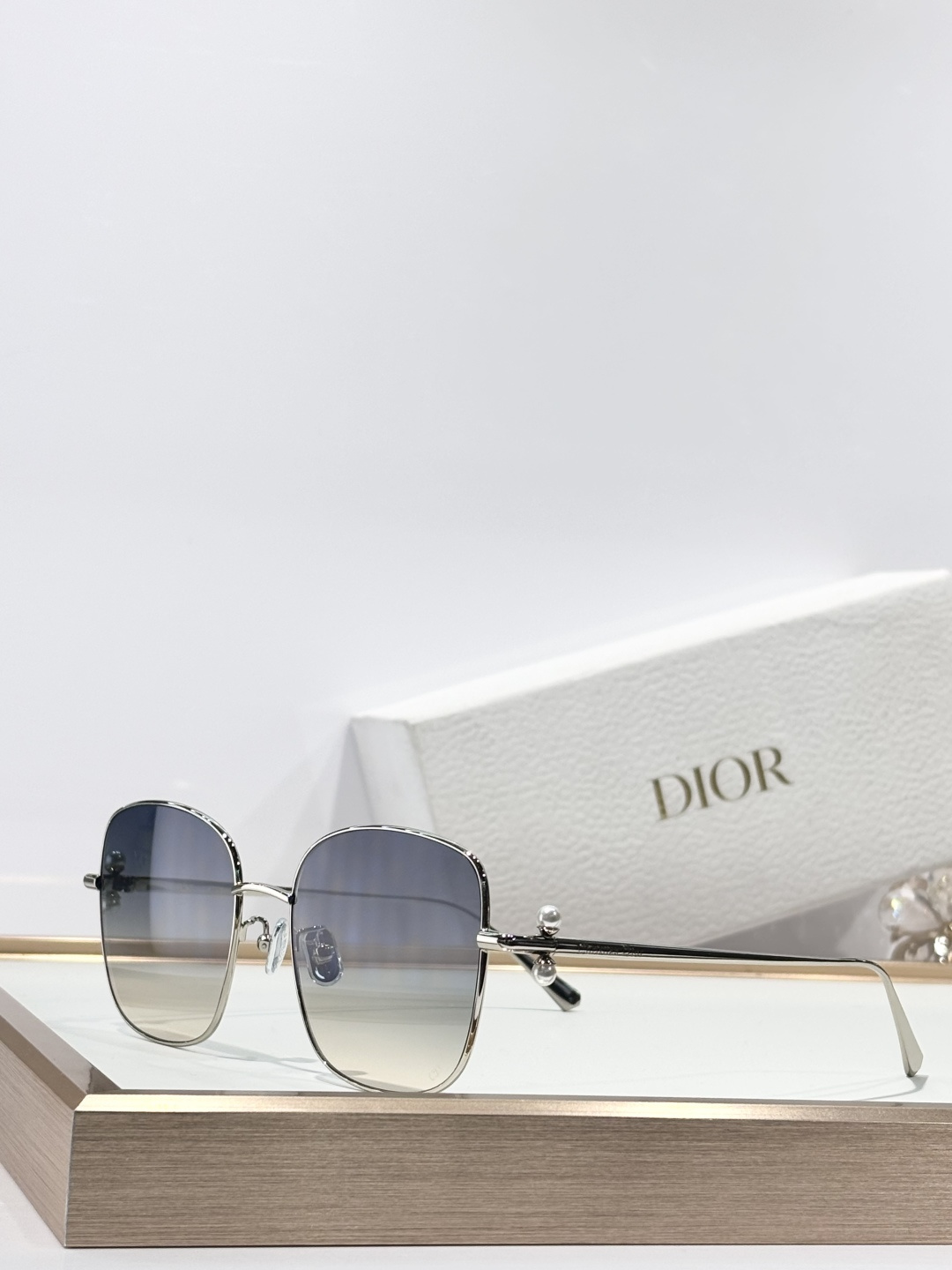 DIORMOD：DiorTribales S1U Size：55口18 140